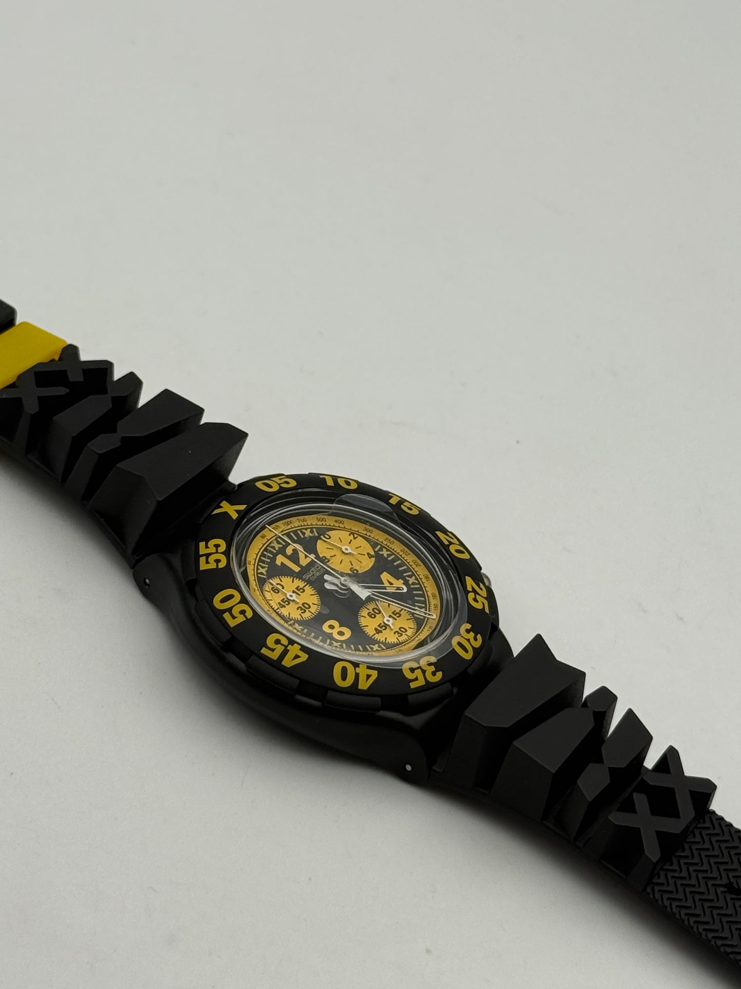 swatch aquachrono vintage nos black swiss made