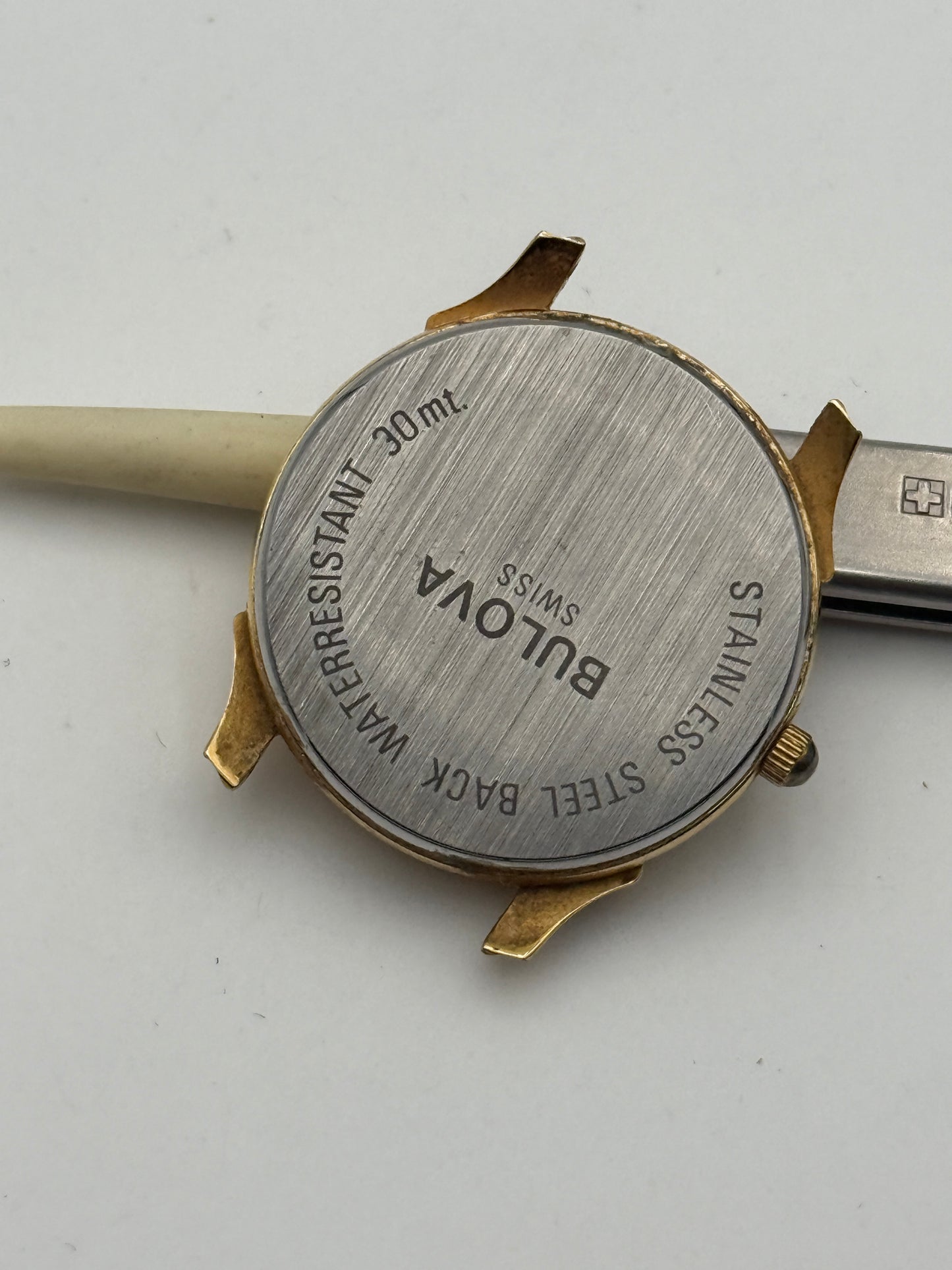 bulova quartz 28mm swiss made