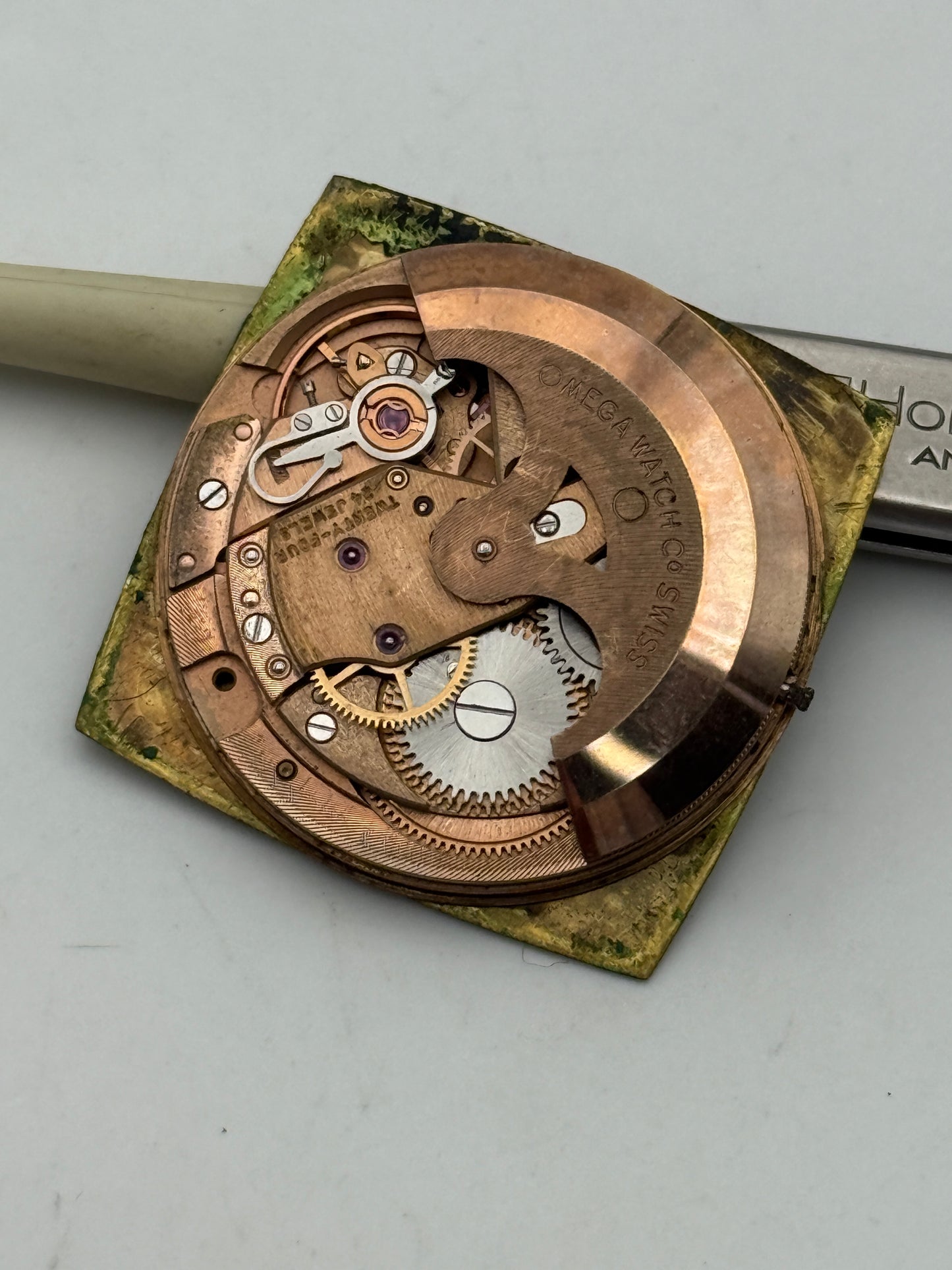omega seamaster 565 automatic vintage movement movimento