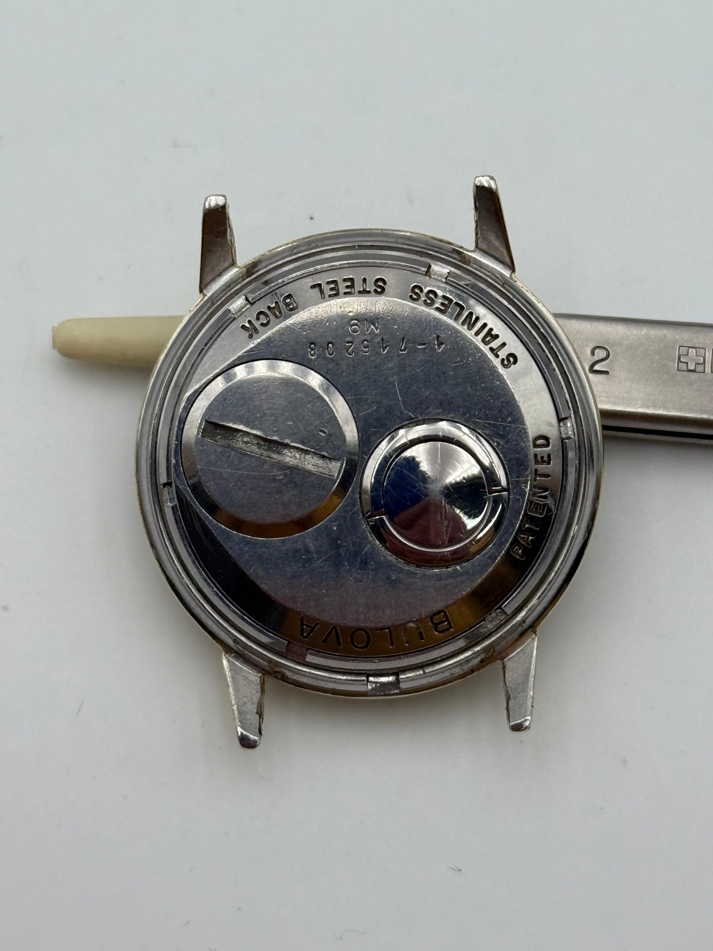 bulova accutron m9 1-715208 35mm