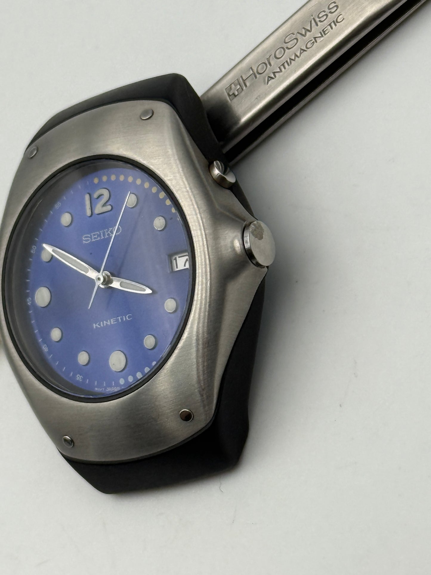 seiko kinetic 5m2-oe49 37mm