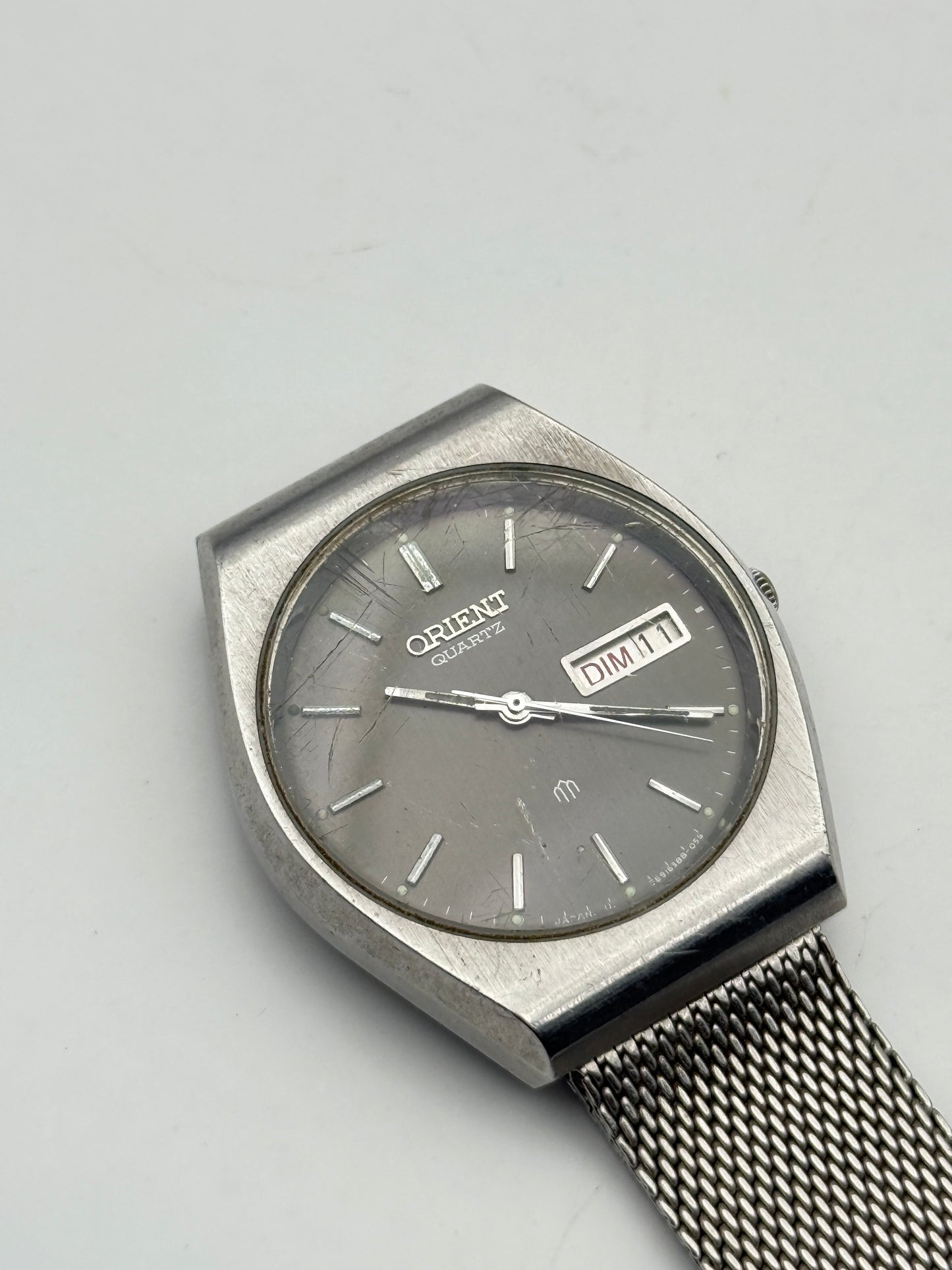 orient quartz japan 36mm hb 589638-80 ca