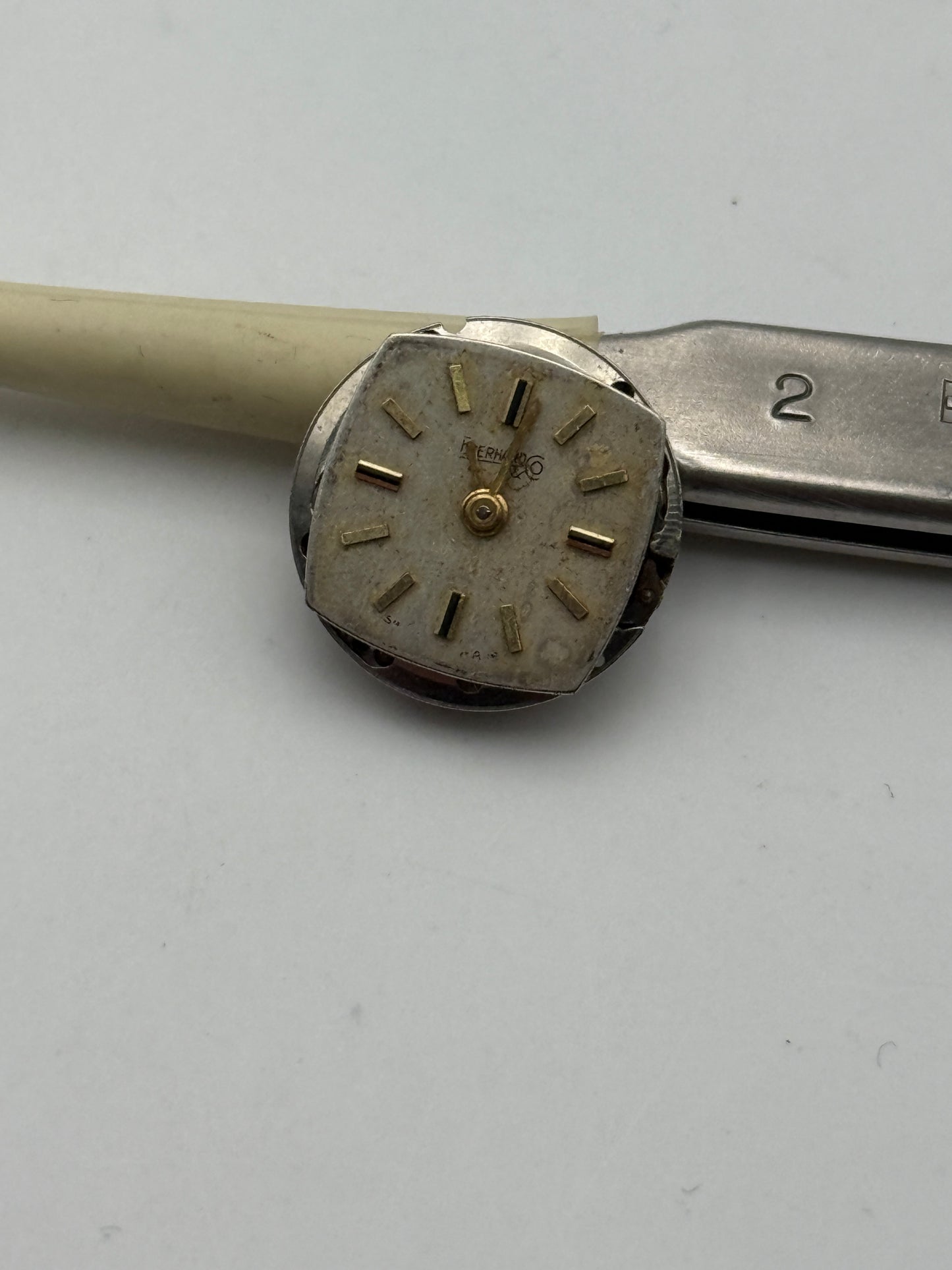 eberhard 1551 movement movimento