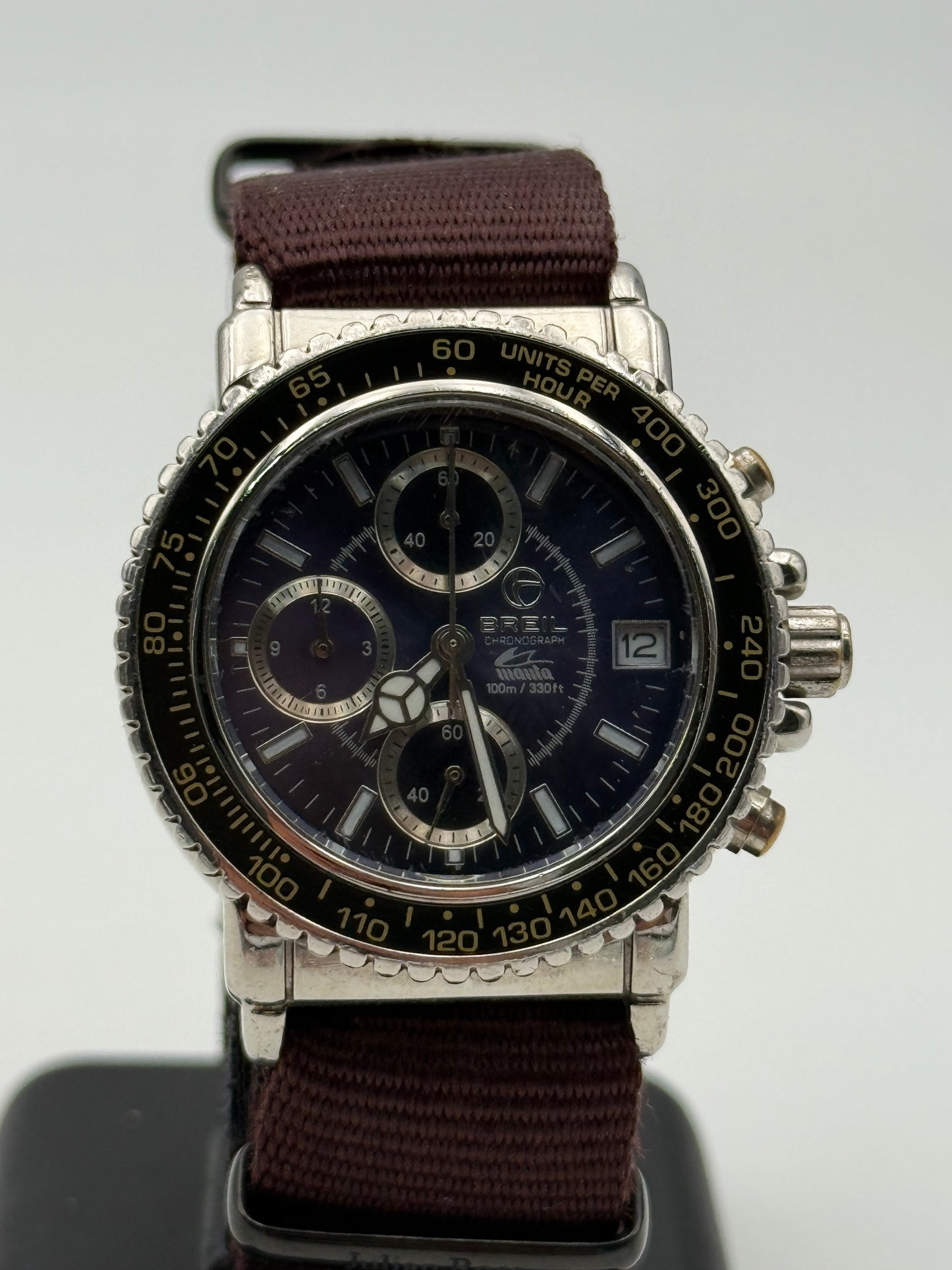 breil manta 100m 330ft chronograph first series quartz vo42