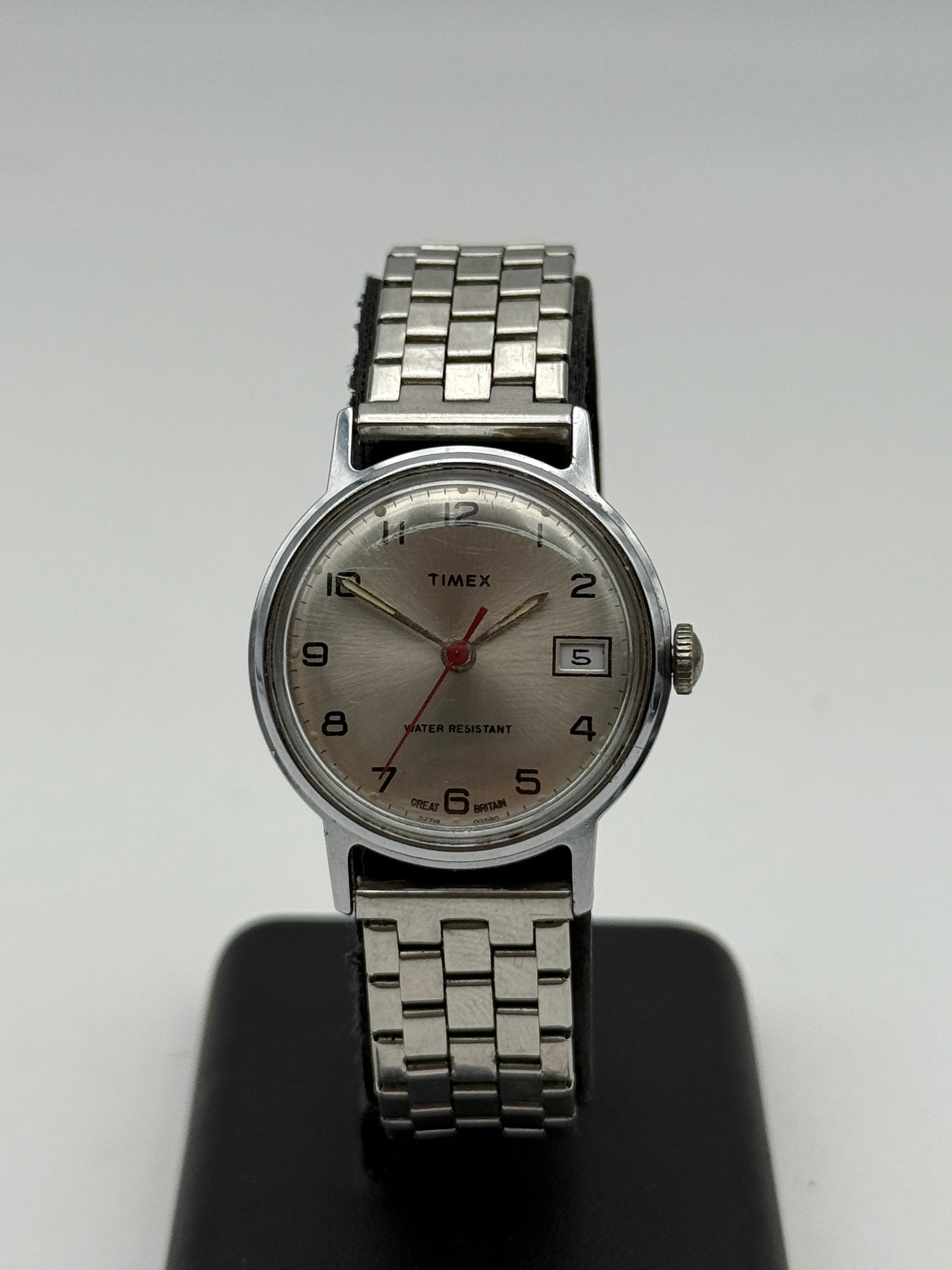 timex vintage manual wind 31mm