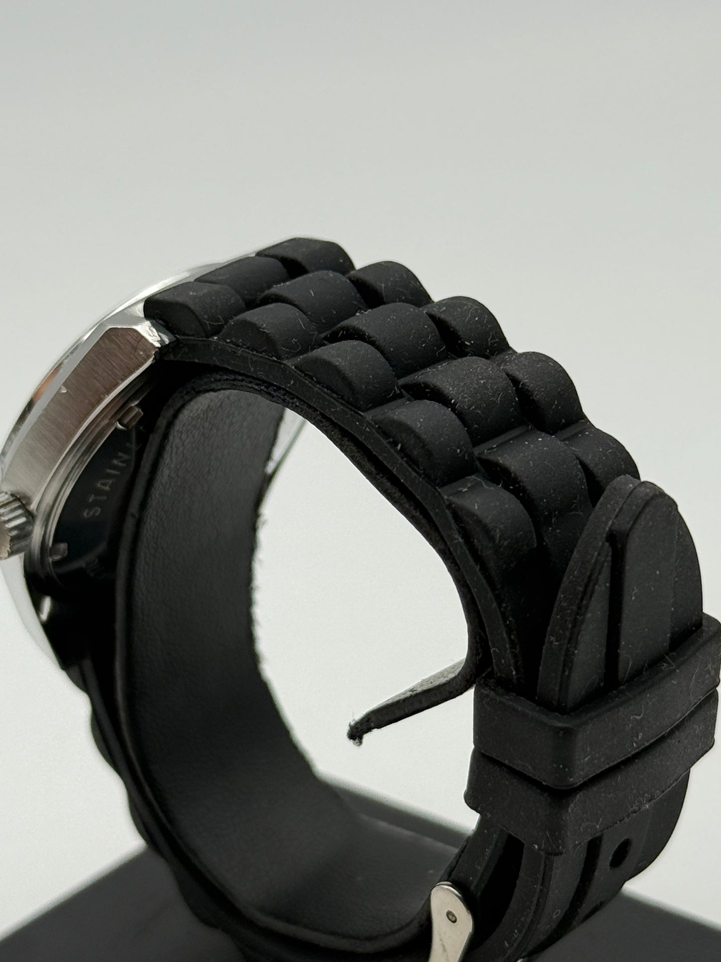 arland diver swiss made automatic vintage steel 37mm
