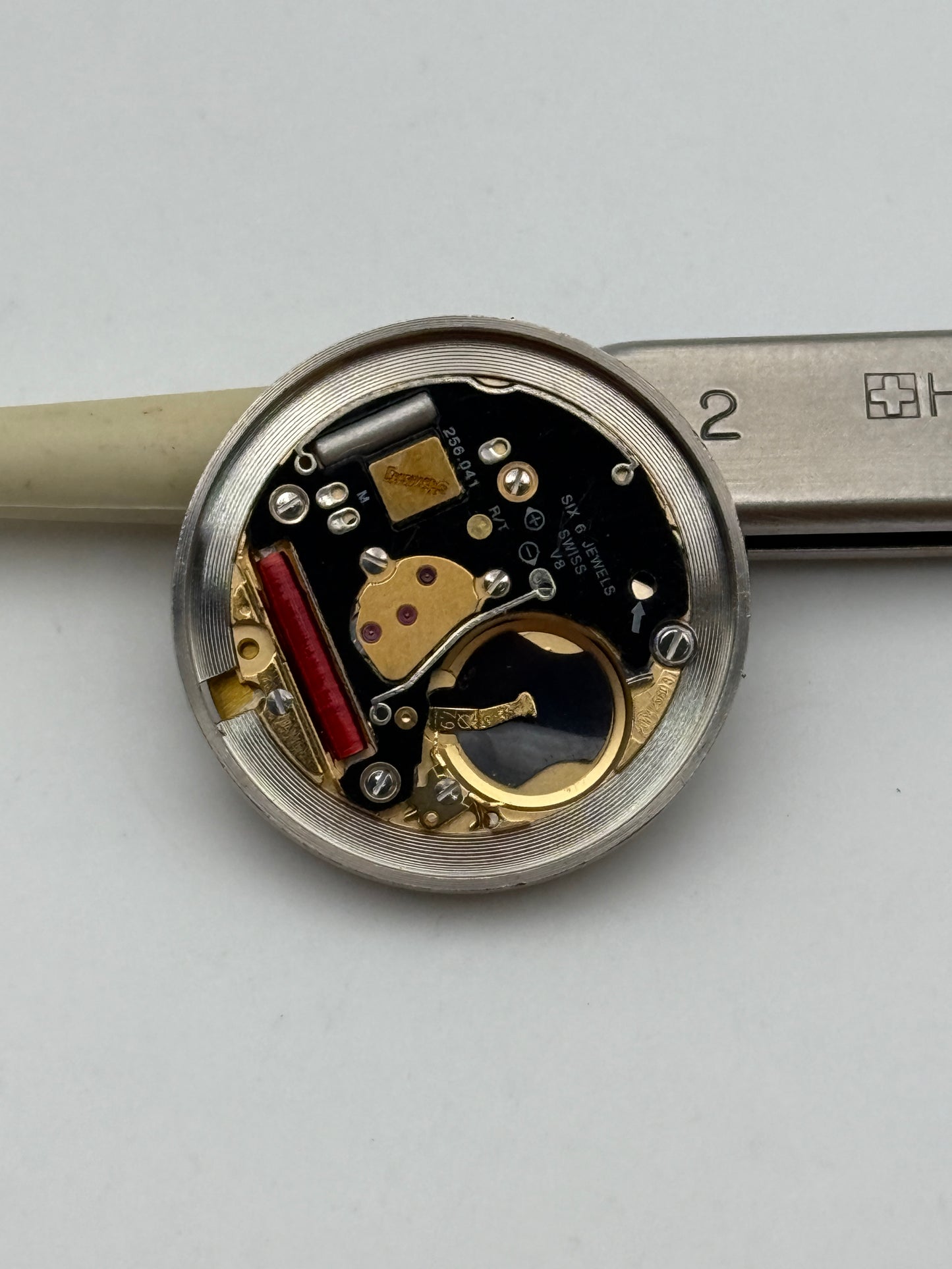 eberhard eta 256.041 movement movimento