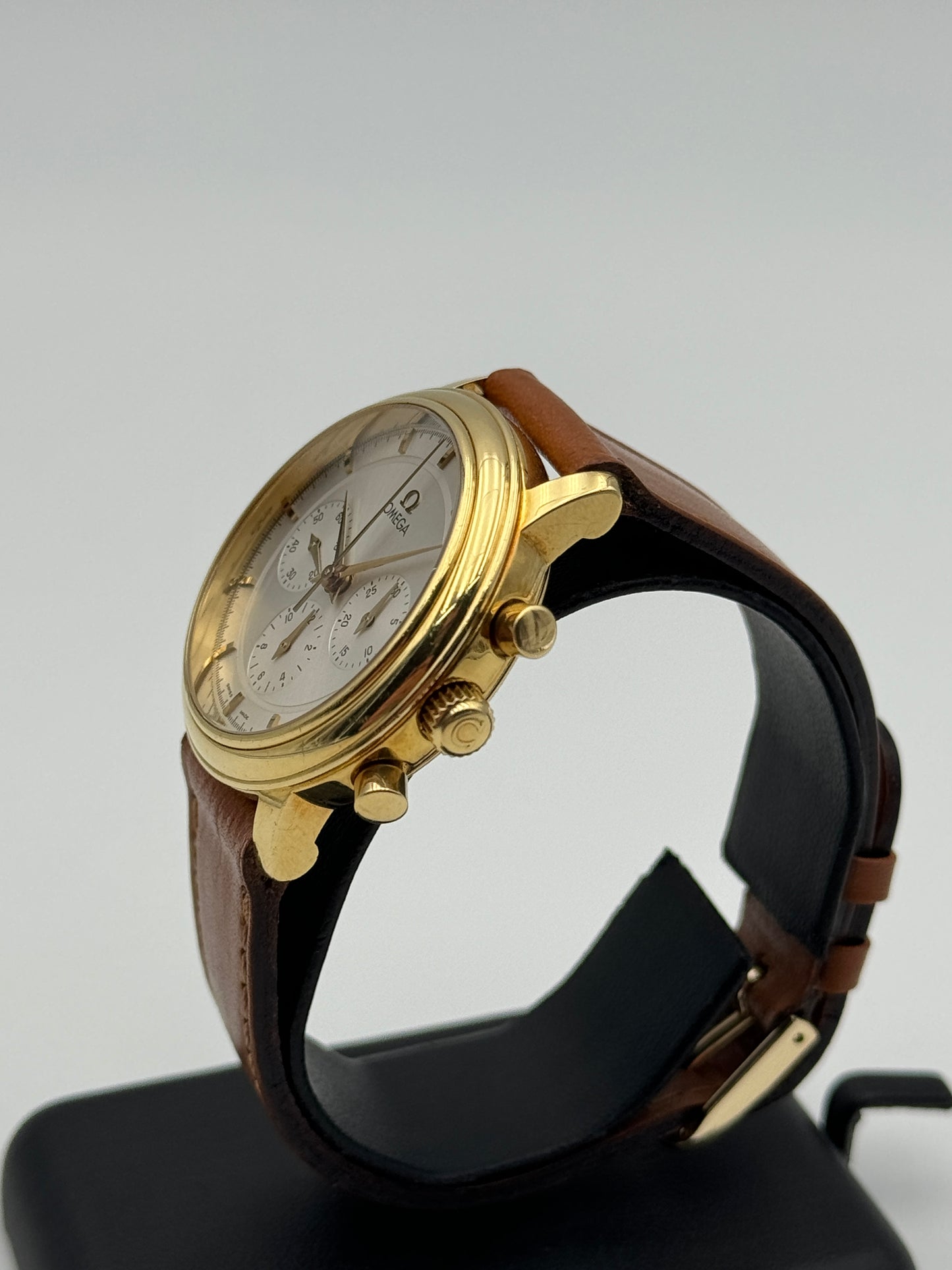 Omega De Ville Chronograph 145.0050 in oro 18kt
