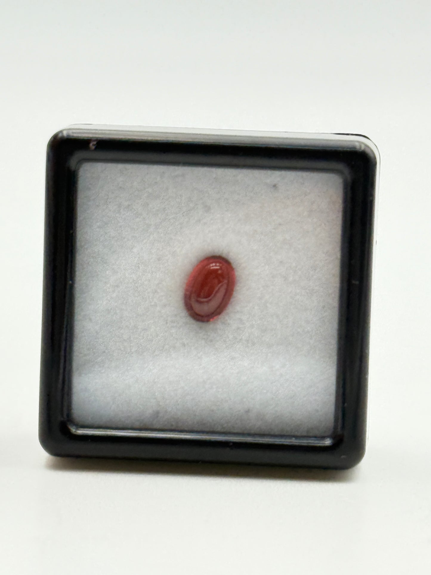 quarzo rosso cabouchon 0.72ct natural naturale