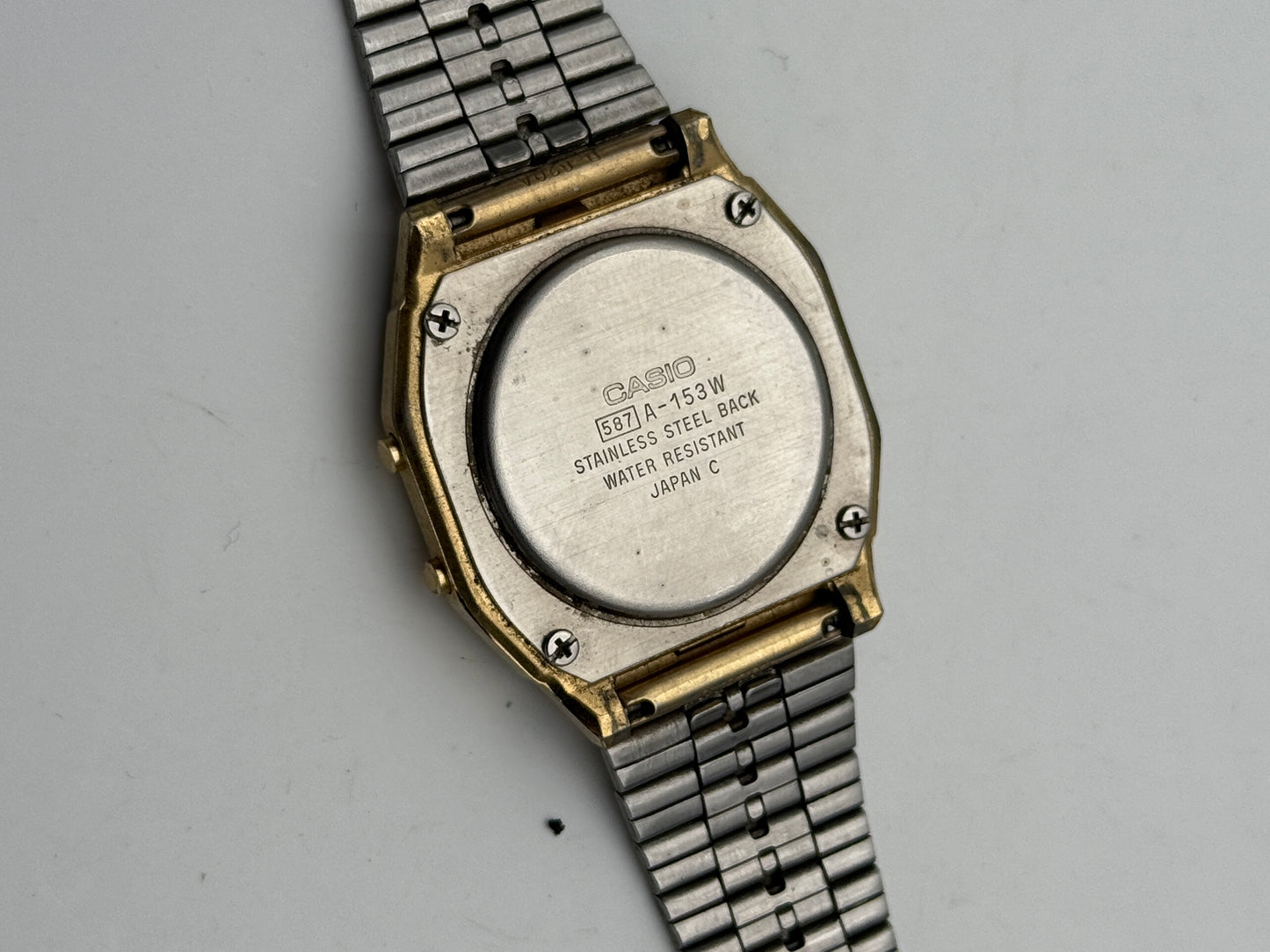 casio digital 587 A 153-W 34mm