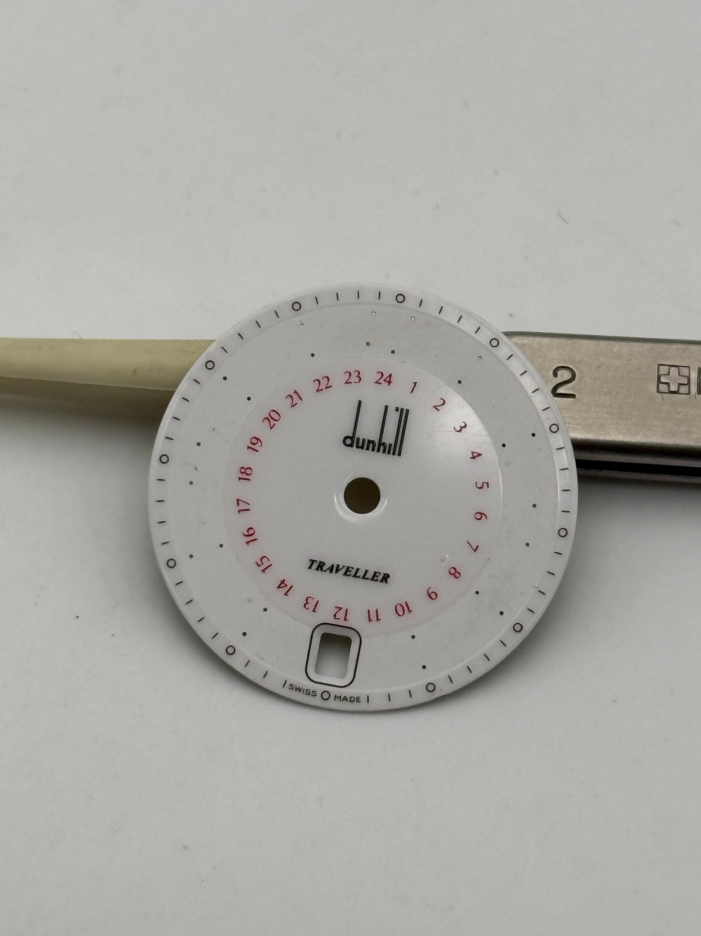 dunhill traveller 27.2mm dial quadrante