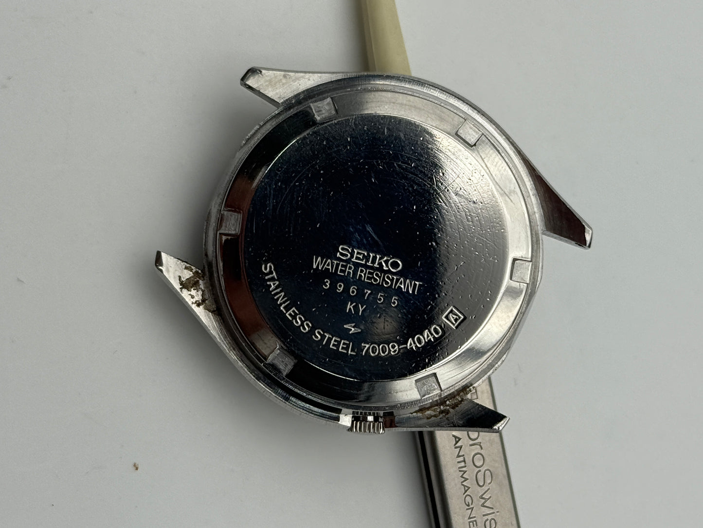seiko 5 7009-4040 37mm vintage automatic