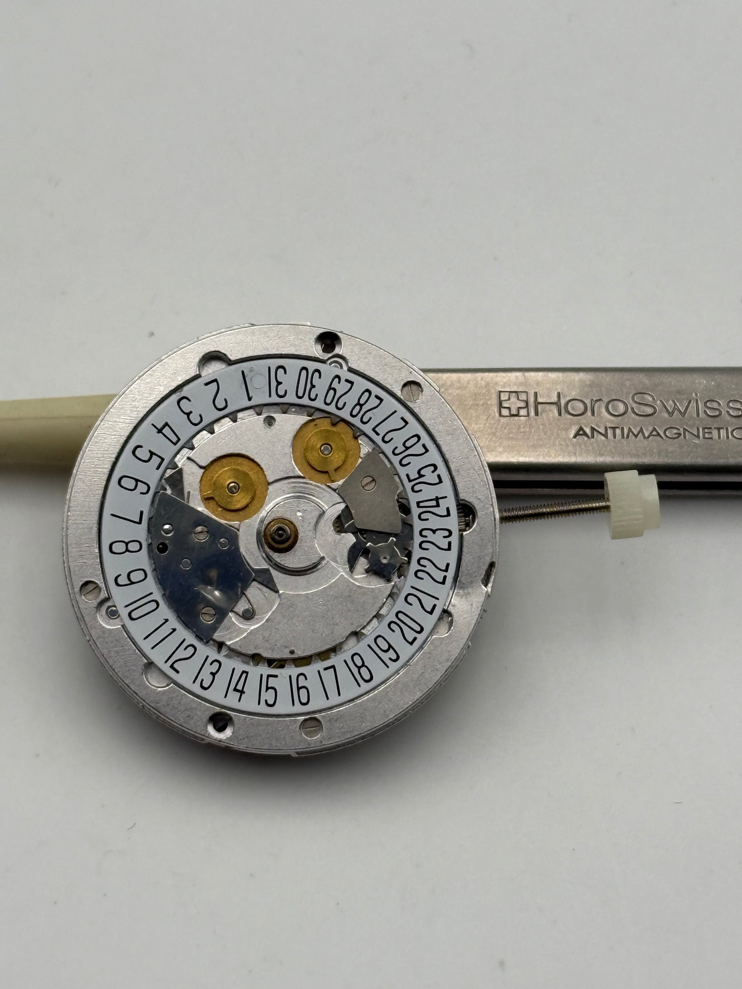 Louis Erard 4740 eta valjoux 7750 chronograph movement movimento