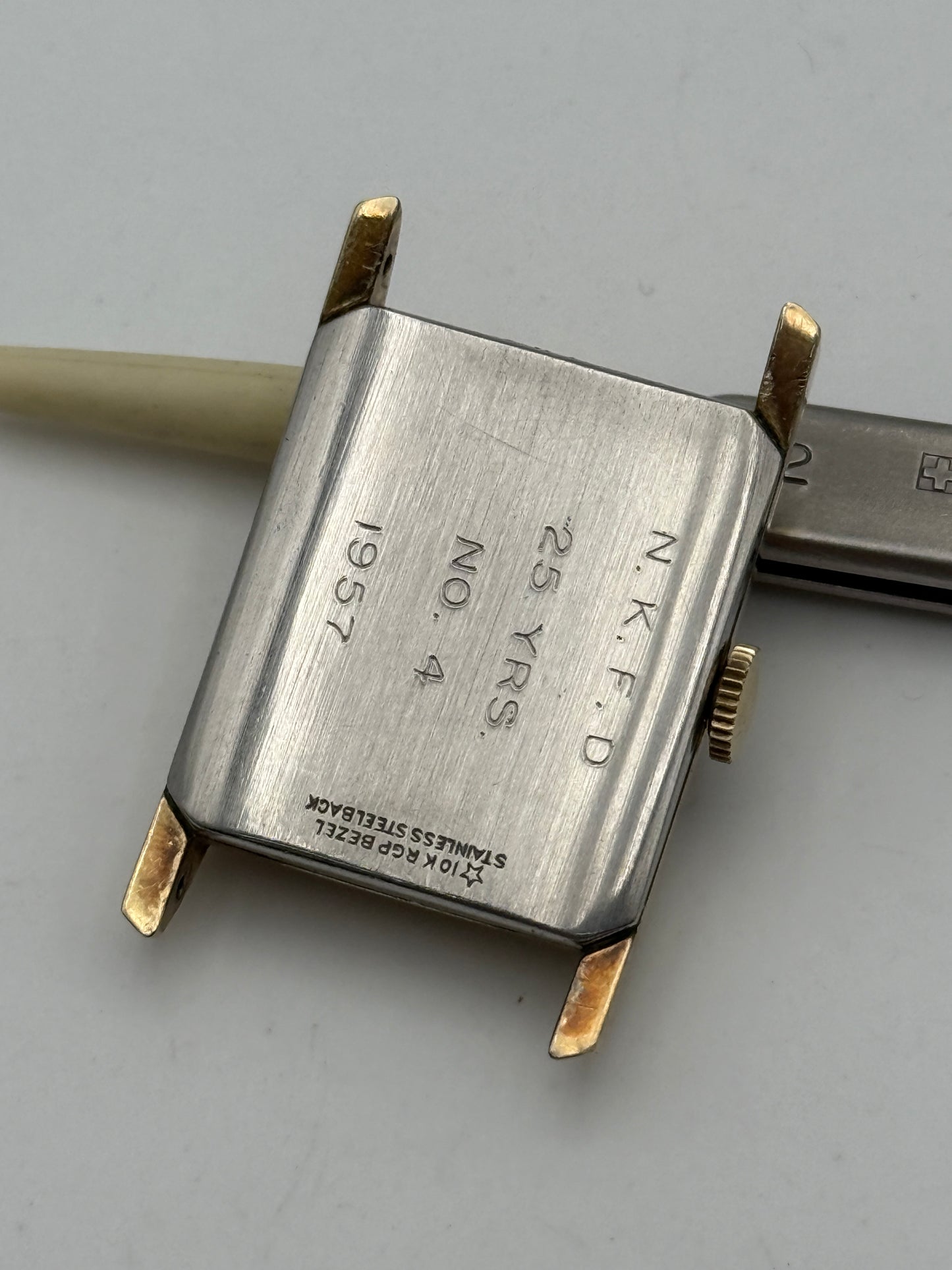 Elgin 60 n-k.f.d.no.4 1957 23x58mm
