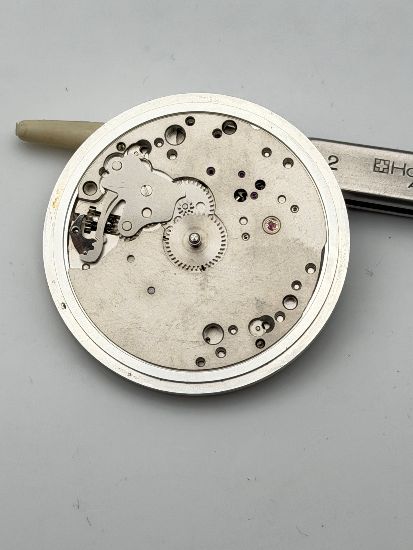 ut 6497 movement movimento unitas