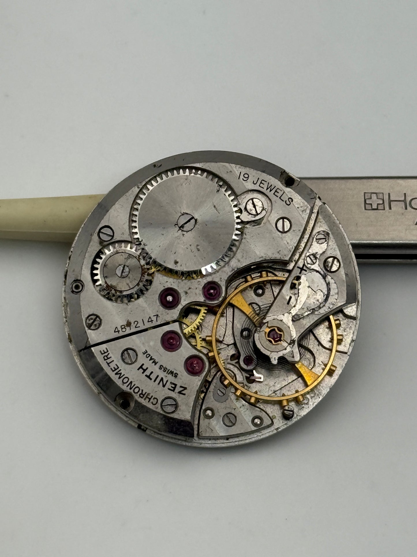 zenith 135 chronometer movement movimento