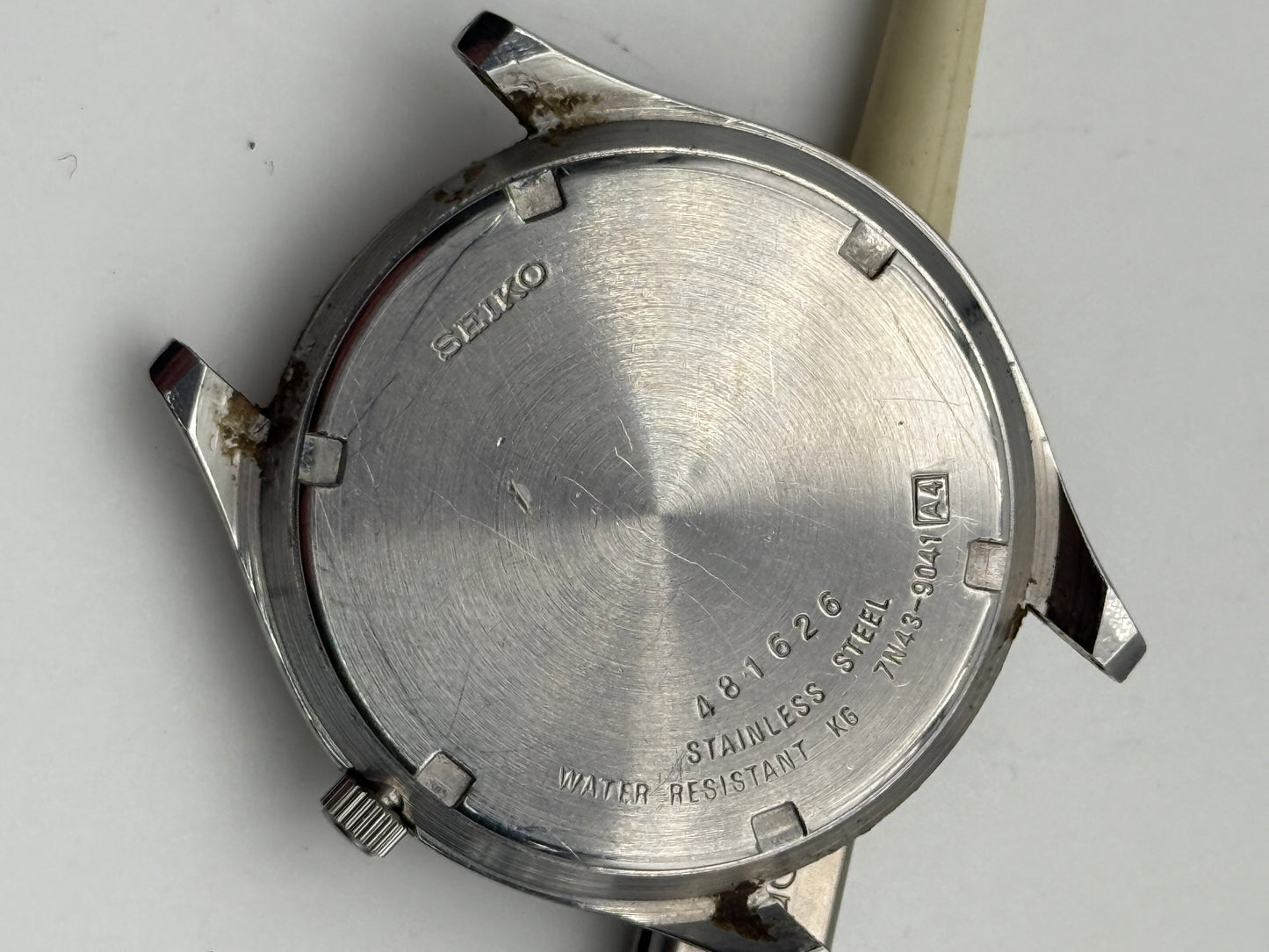 seiko 7n43-9041 37mm