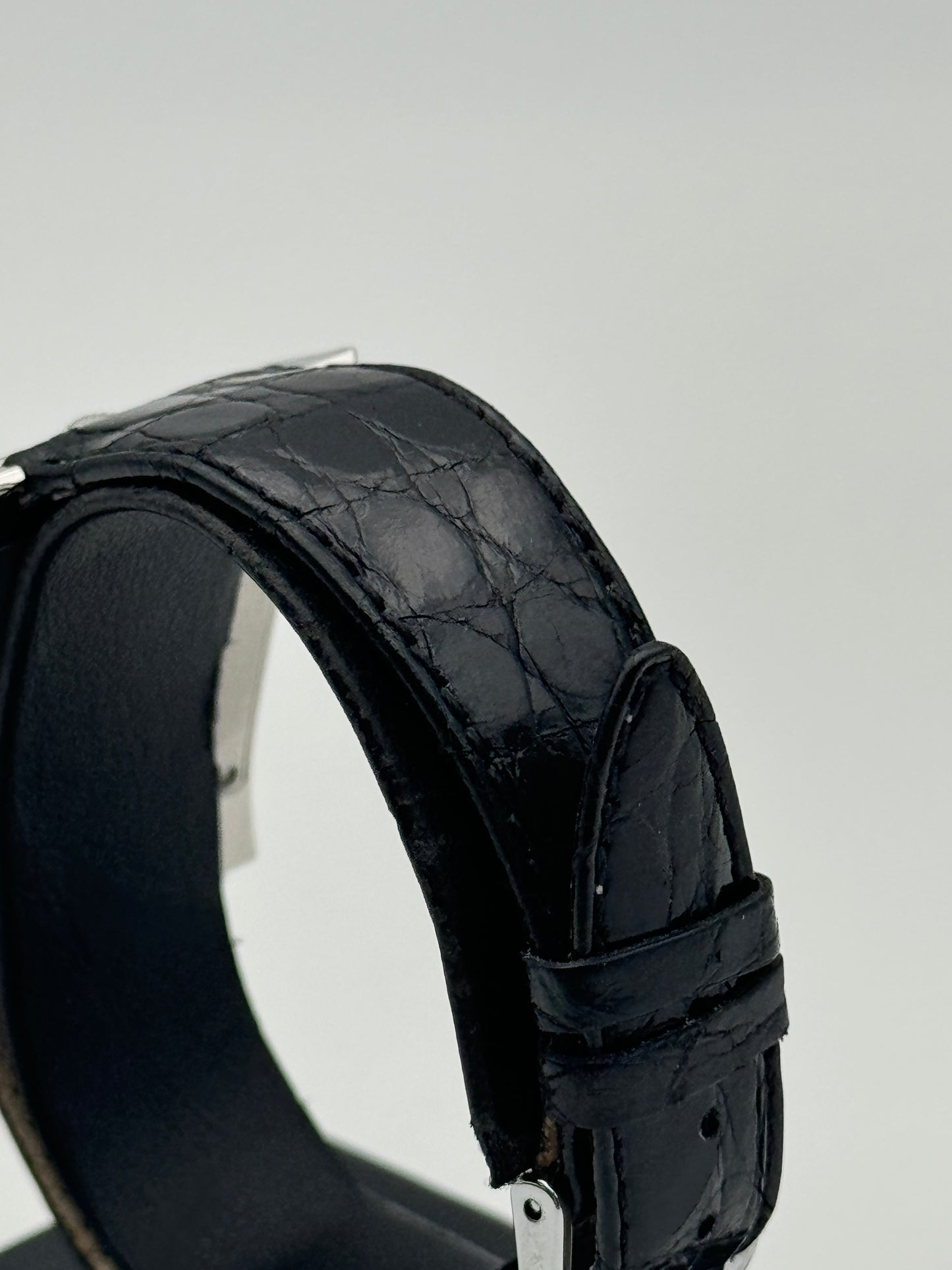 gucci dual time gmt 111 dual swiss made watch