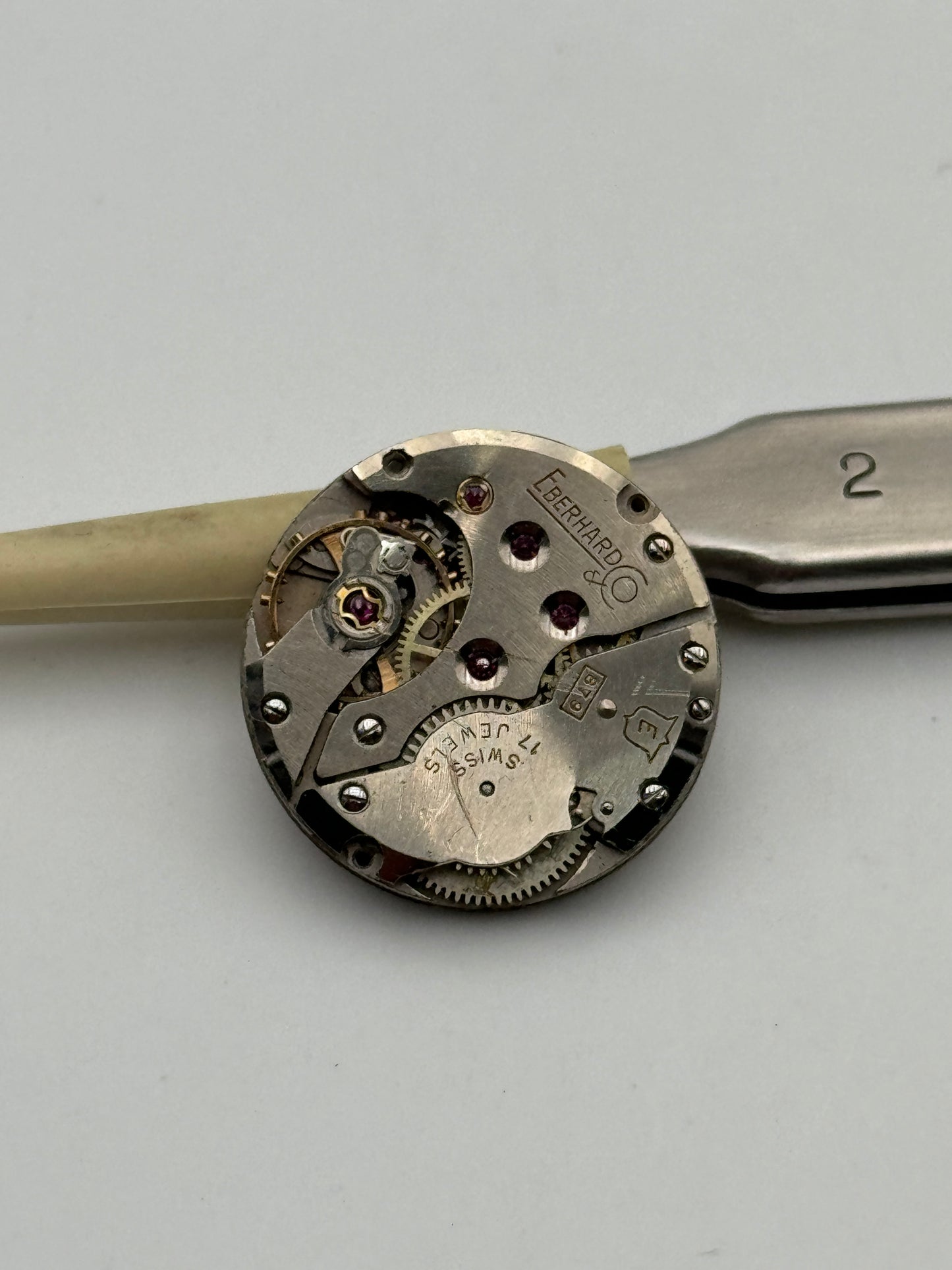 Eberhard & Co. 879