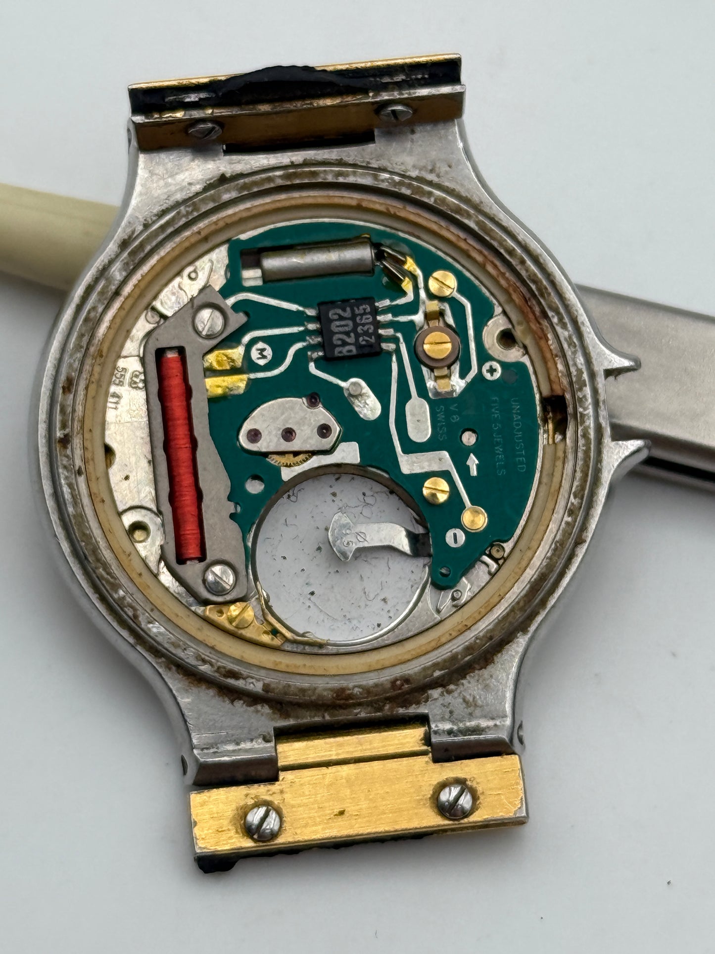 altanus esa 555.411 swiss made movement movimento movement