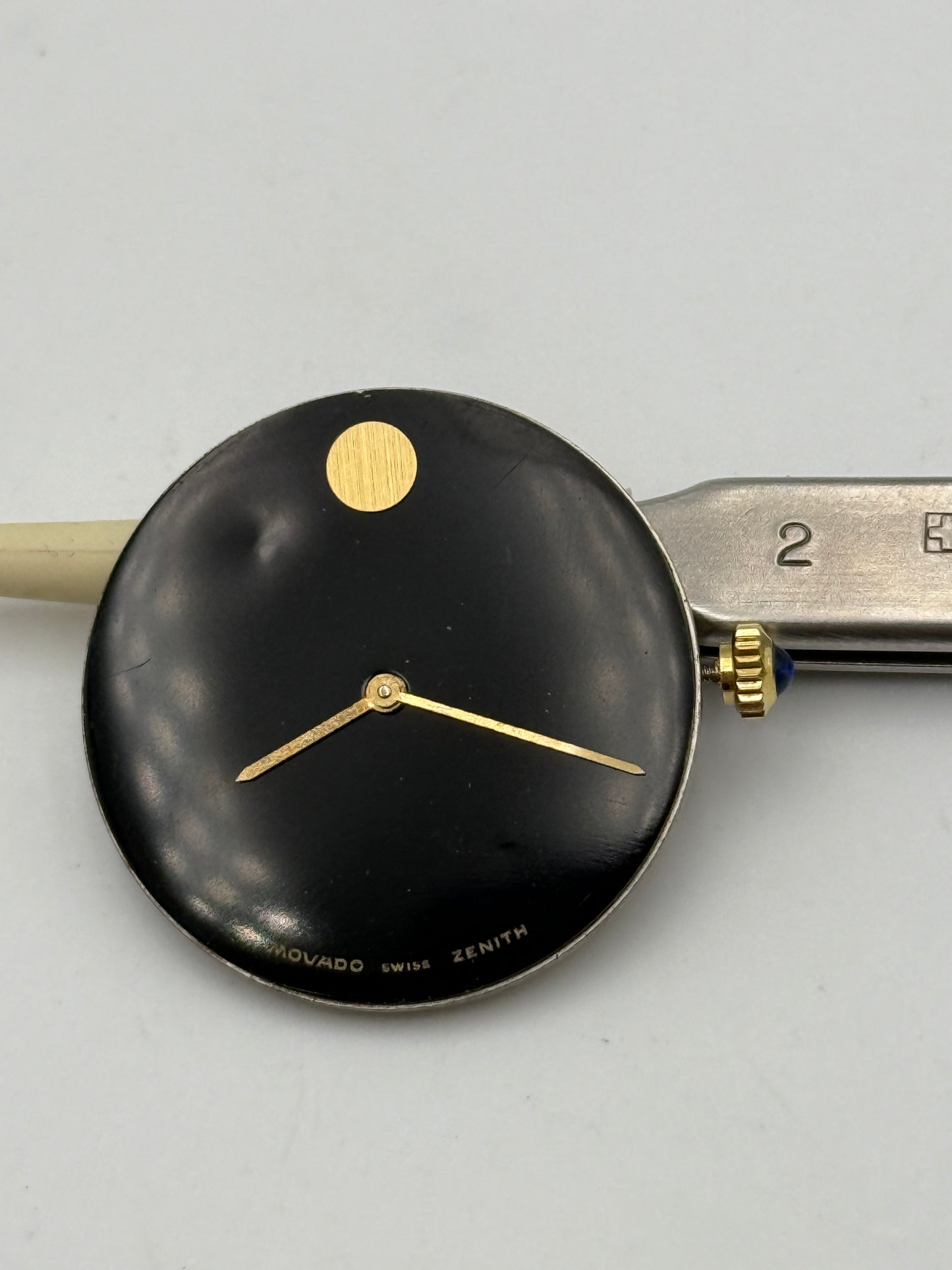 zenith movado museum 2320 movement movimento