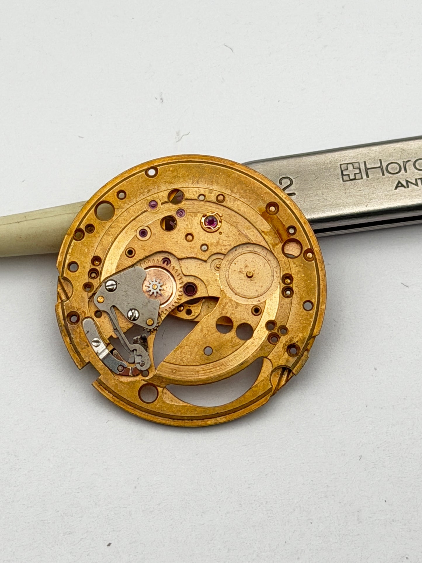 Omega 565 movement movimento