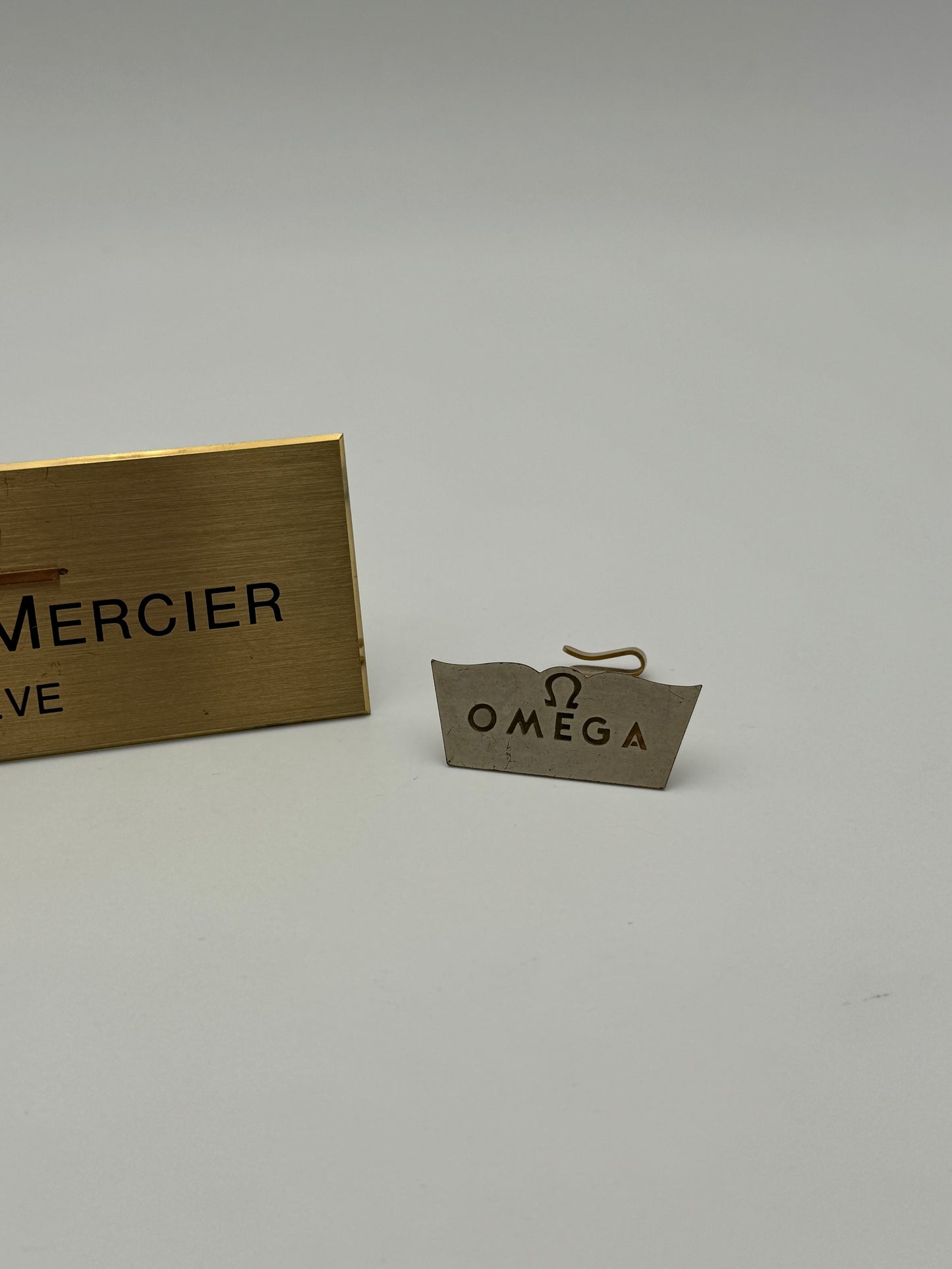 omega swiss made baume e mercier targhe da esposizione