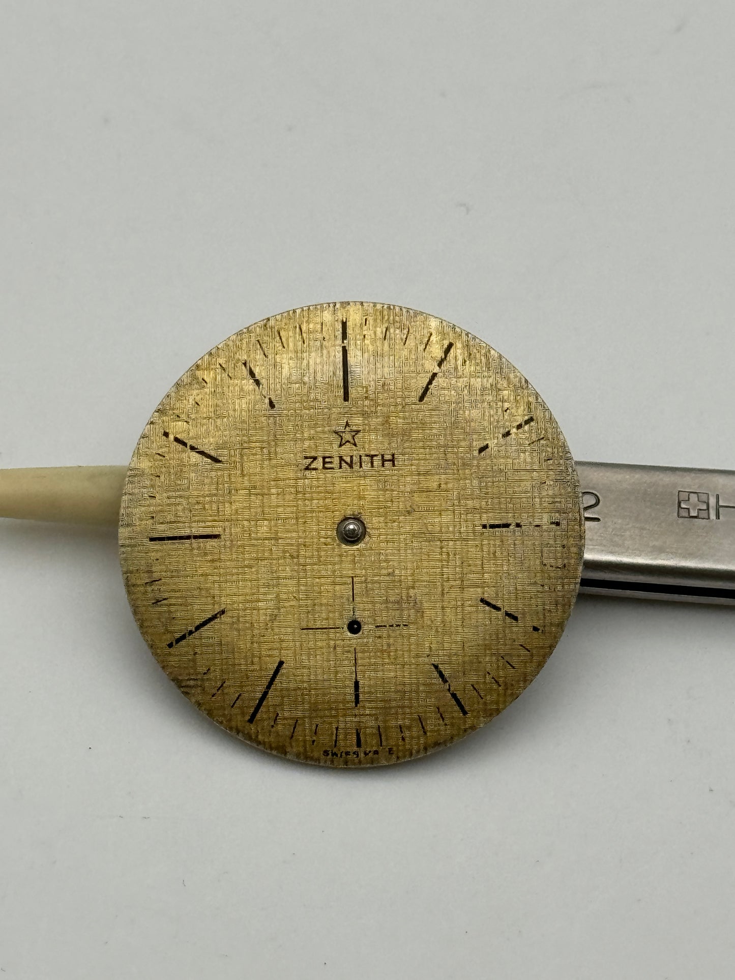 Zenith 2541