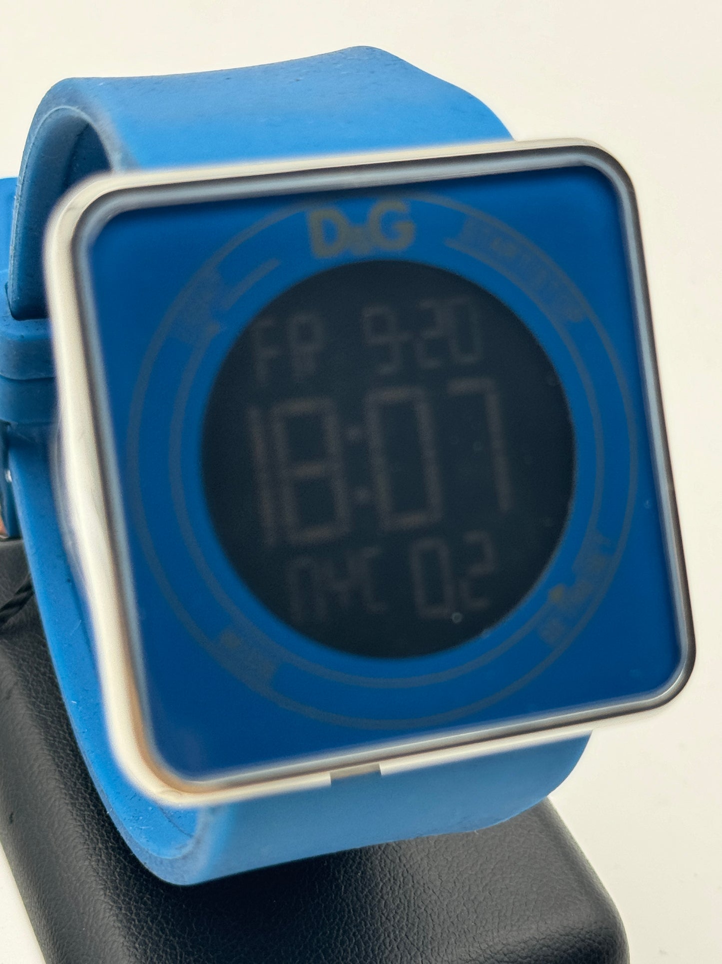dolce e gabbana digital watch dw0736 44mm blue