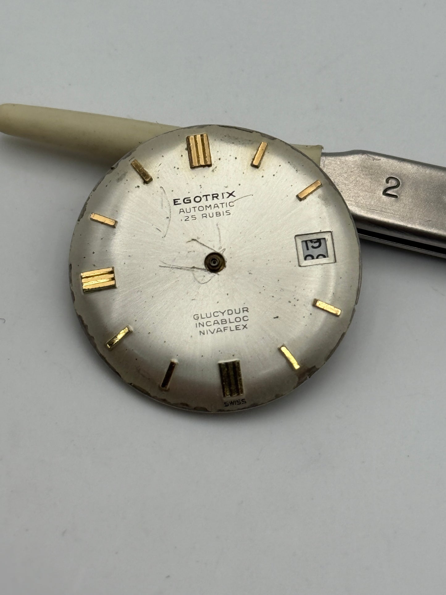 egotrix glucydur 2472 eta 29mm movement movimento