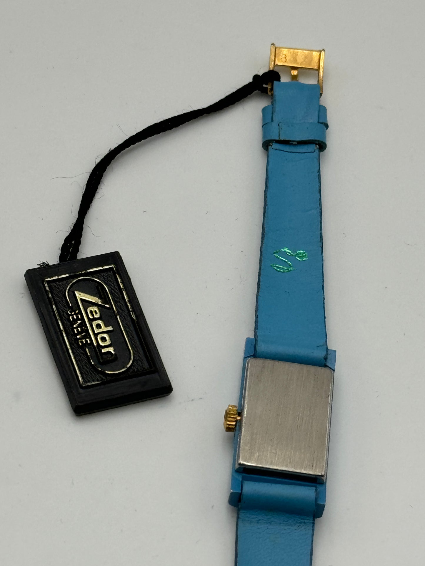 zedon geneve antichoc vintage 16mm NOS 5060