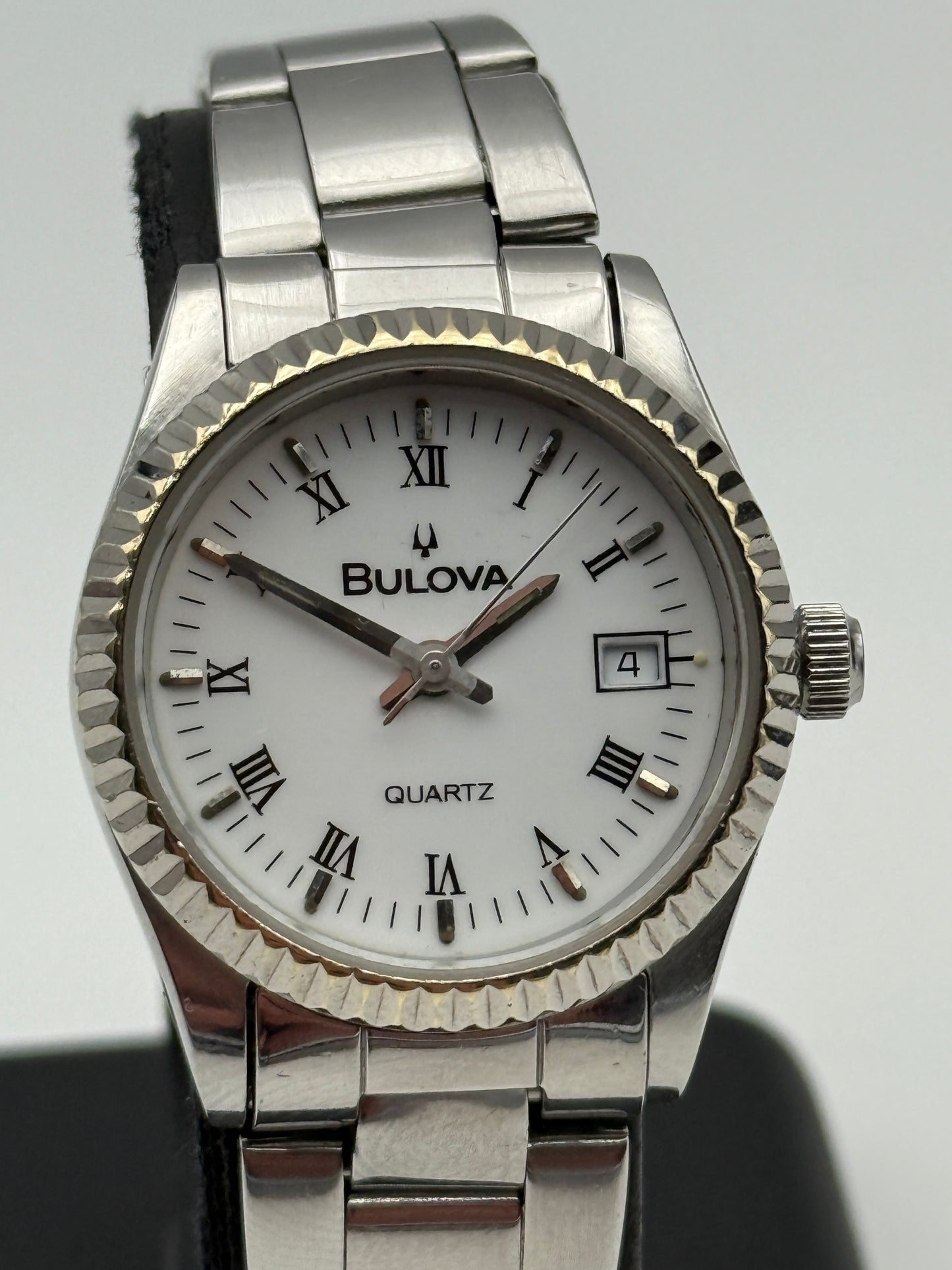 bulova quartz swiss made 28mm watch