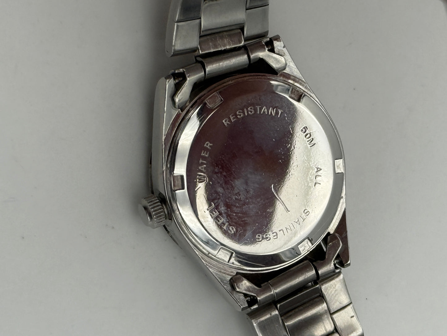 bulova quartz swiss made 28mm watch