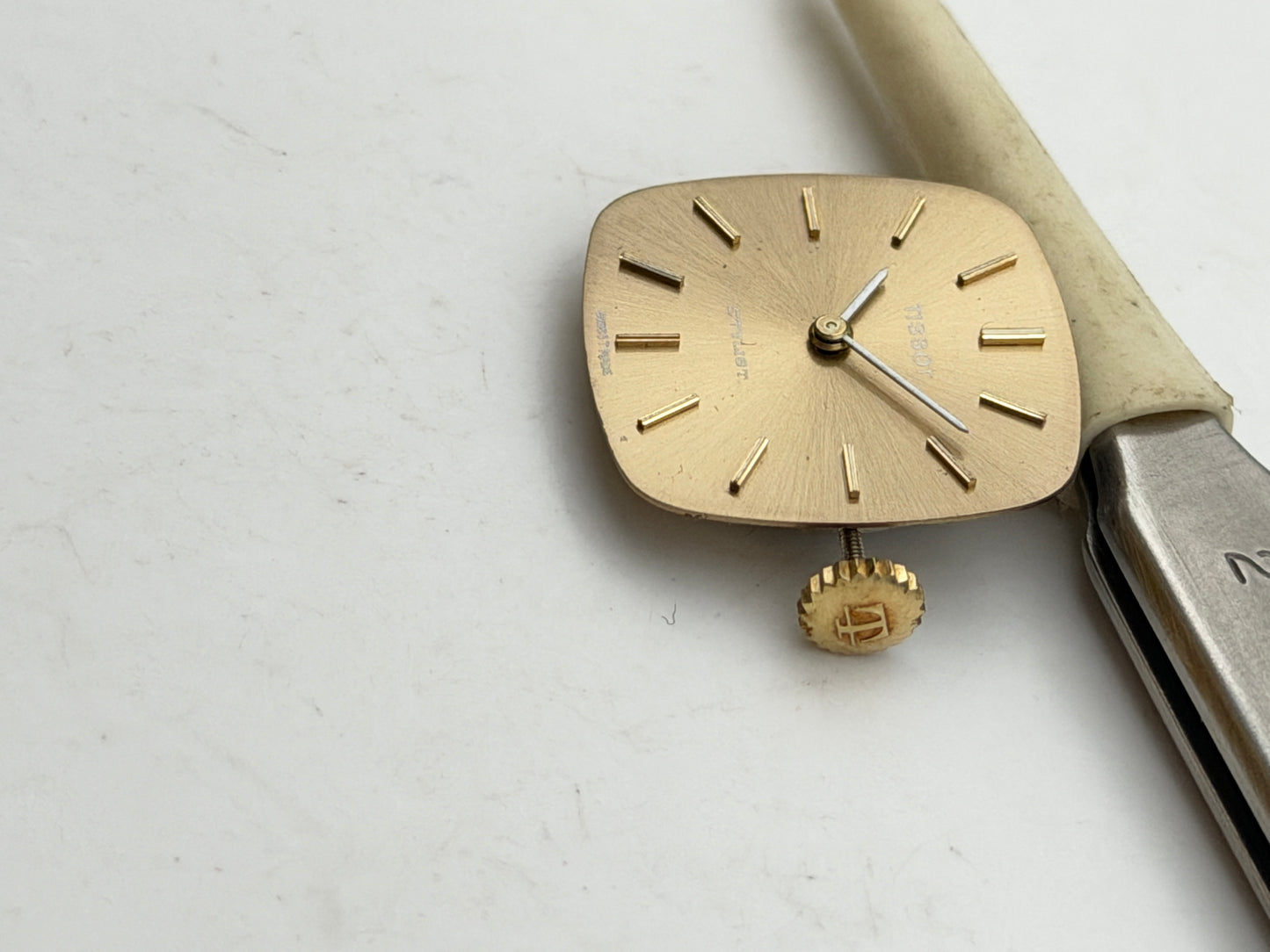 tissot stylist 709-2 movement movimento