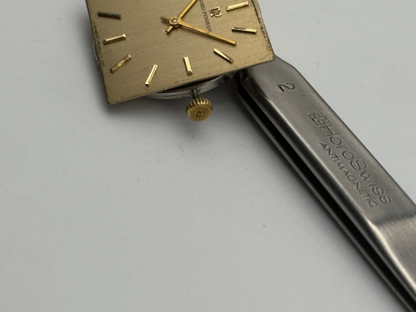 girard perregaux 100-658 peseux movement movimento