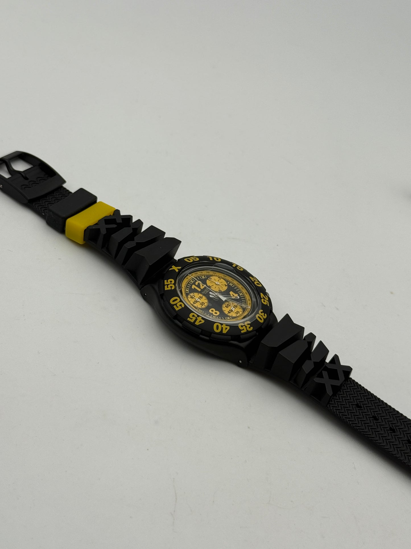 swatch aquachrono vintage nos black swiss made