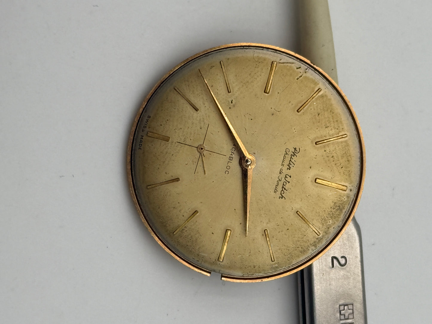 philip watch la chaux de fonds peseux 330 movement movimento