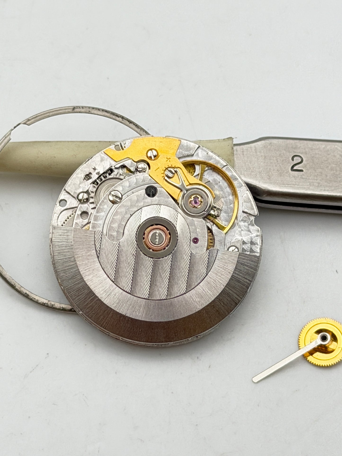 eta 2824-2 automatic movement movimento