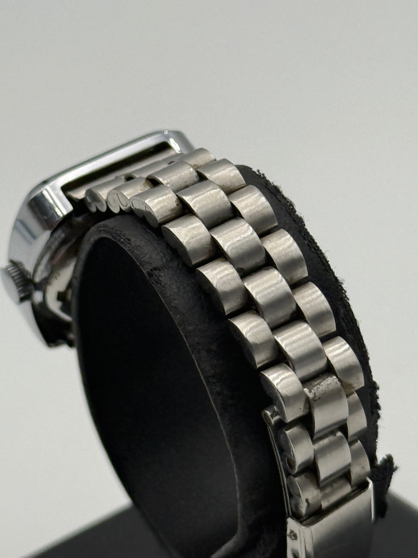 sicura 17 jewels vintage watch 25mm