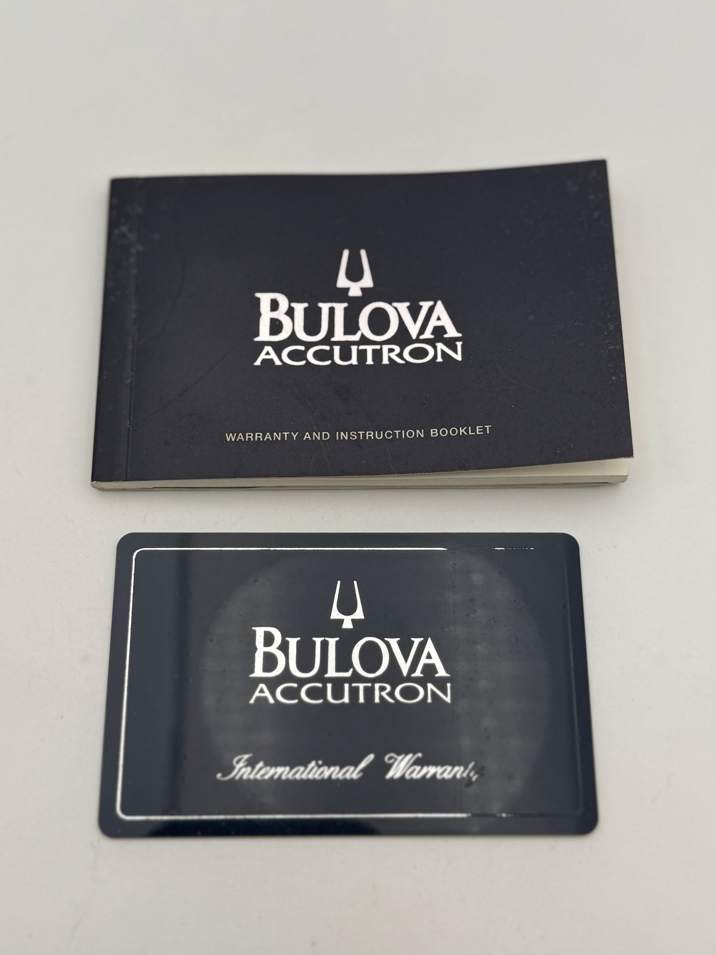 bulova accutron warranty booklet garanzia guarantee