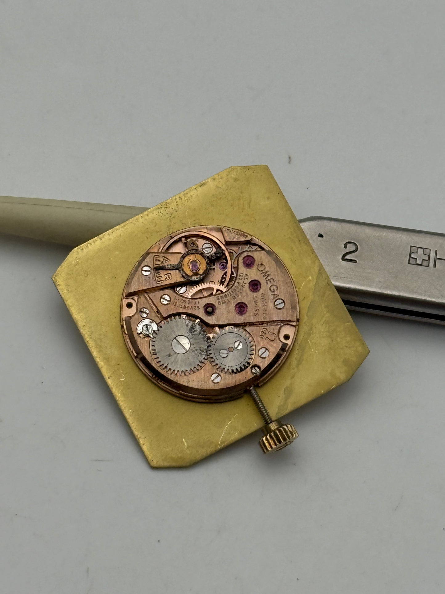 omega de ville 620 movement movimento