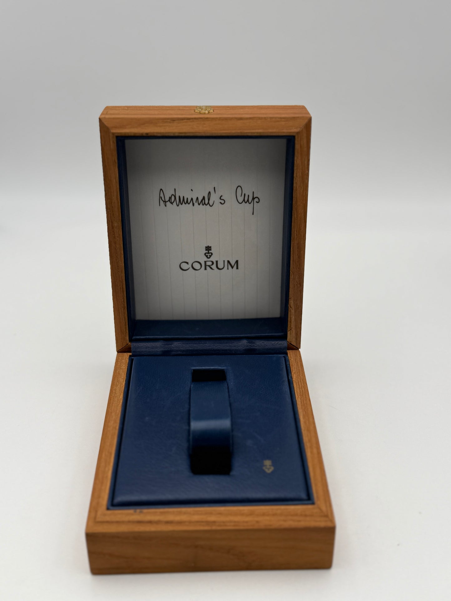 corum admiral's cup box scatola swiss made