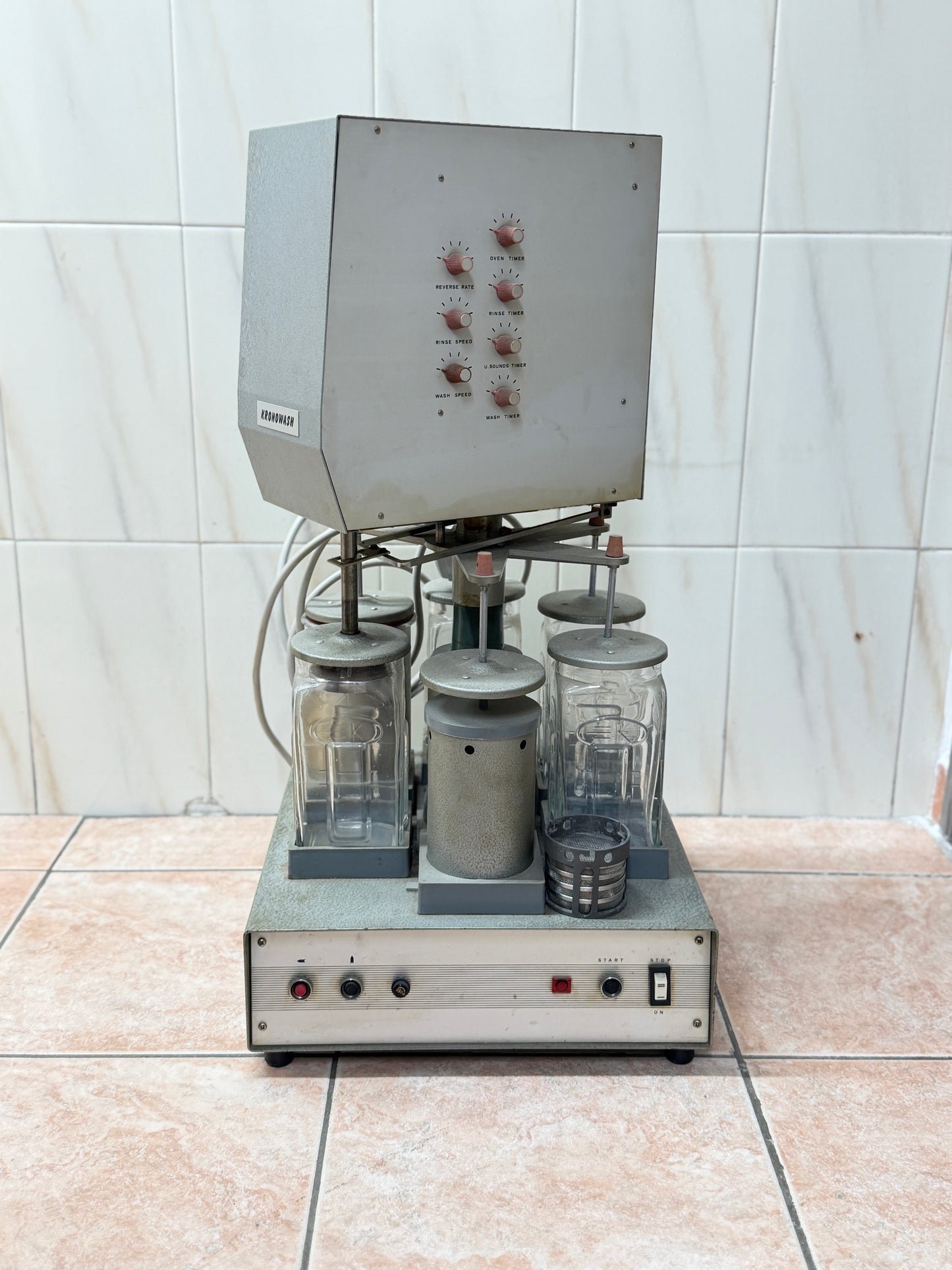 lavatrice orologiaio kronowah clean pulizia watchmaker wash