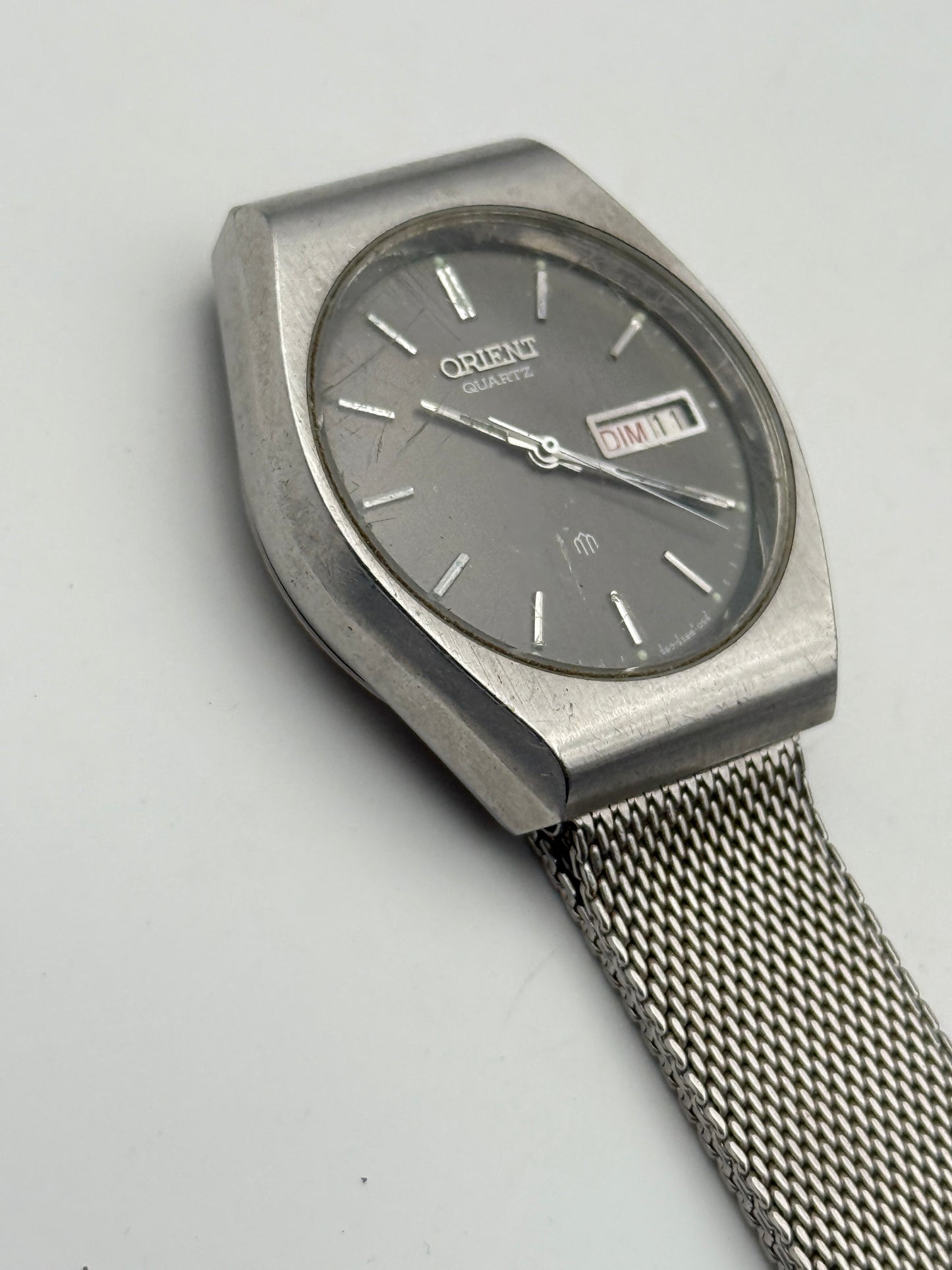 orient quartz japan 36mm hb 589638-80 ca