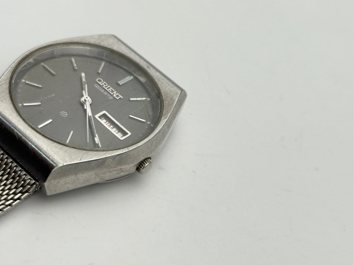 orient quartz japan 36mm hb 589638-80 ca