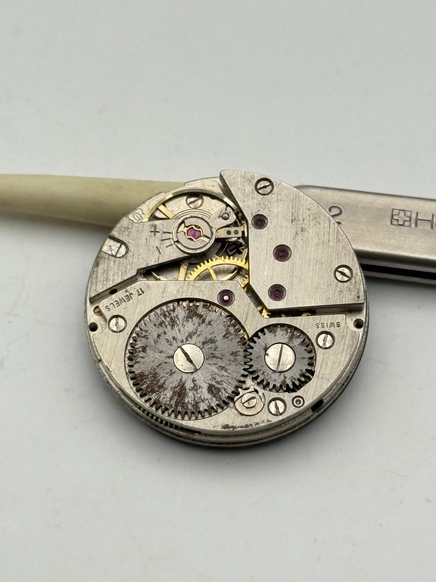 loridal 6425 ut movement movimento