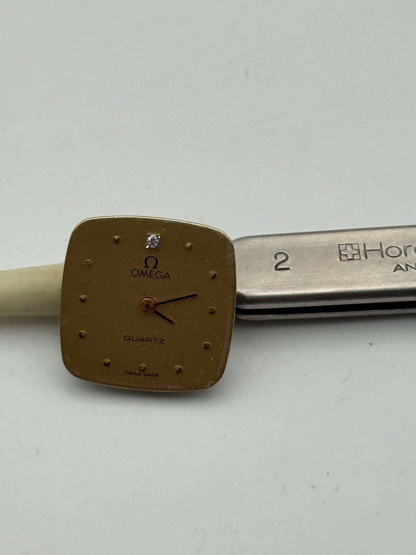 omega 1353 movement movimento