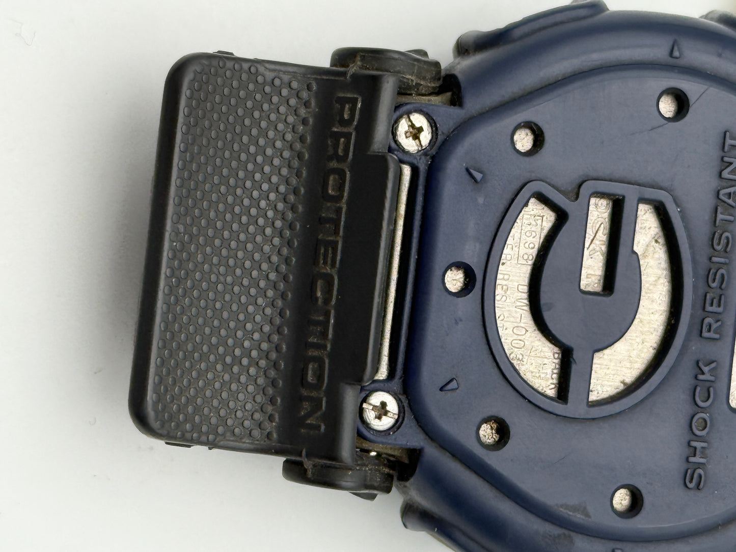 casio g-shock 1698 dw03 46mm vintage