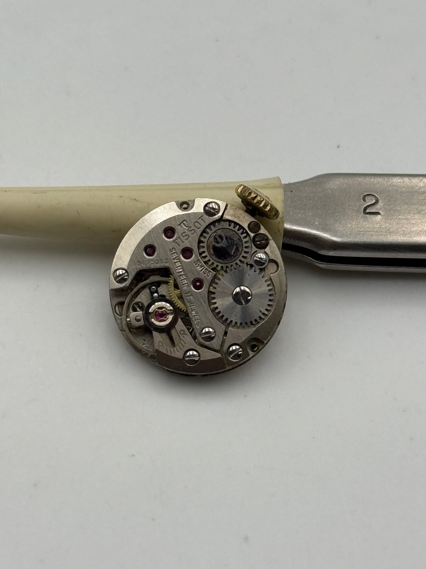 tissot saphir 709 movement movimento