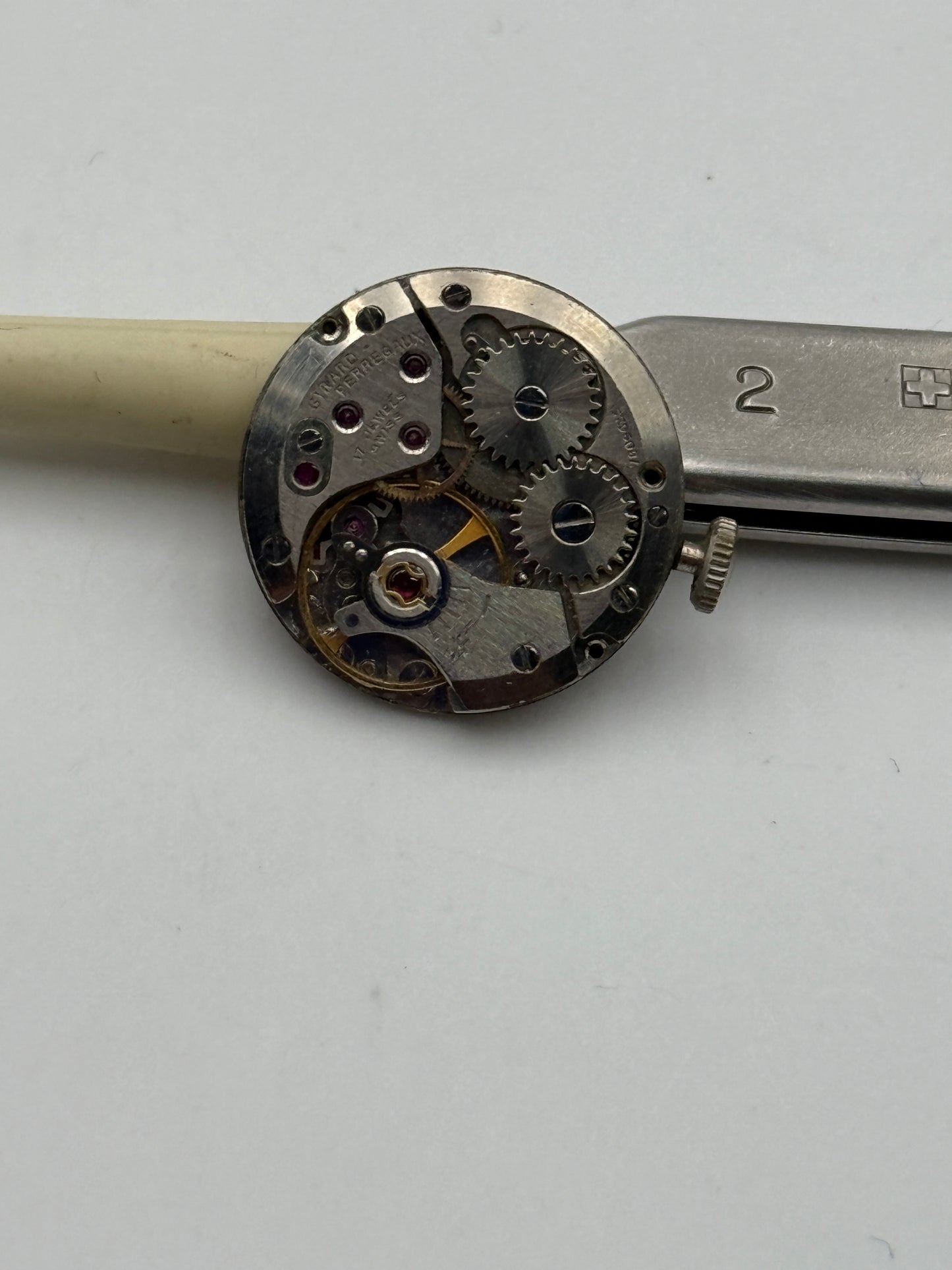 girard perregaux 17 jewels movement movimento